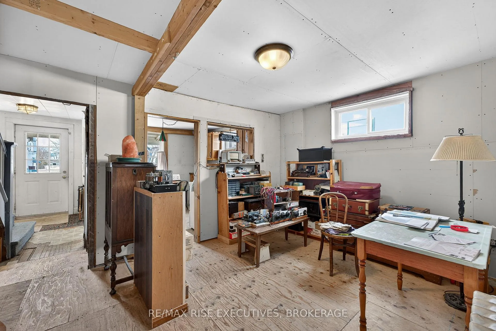 Photo 11 of 207 Concession Street, Kingston, East of Sir John A. Blvd — HOMEH