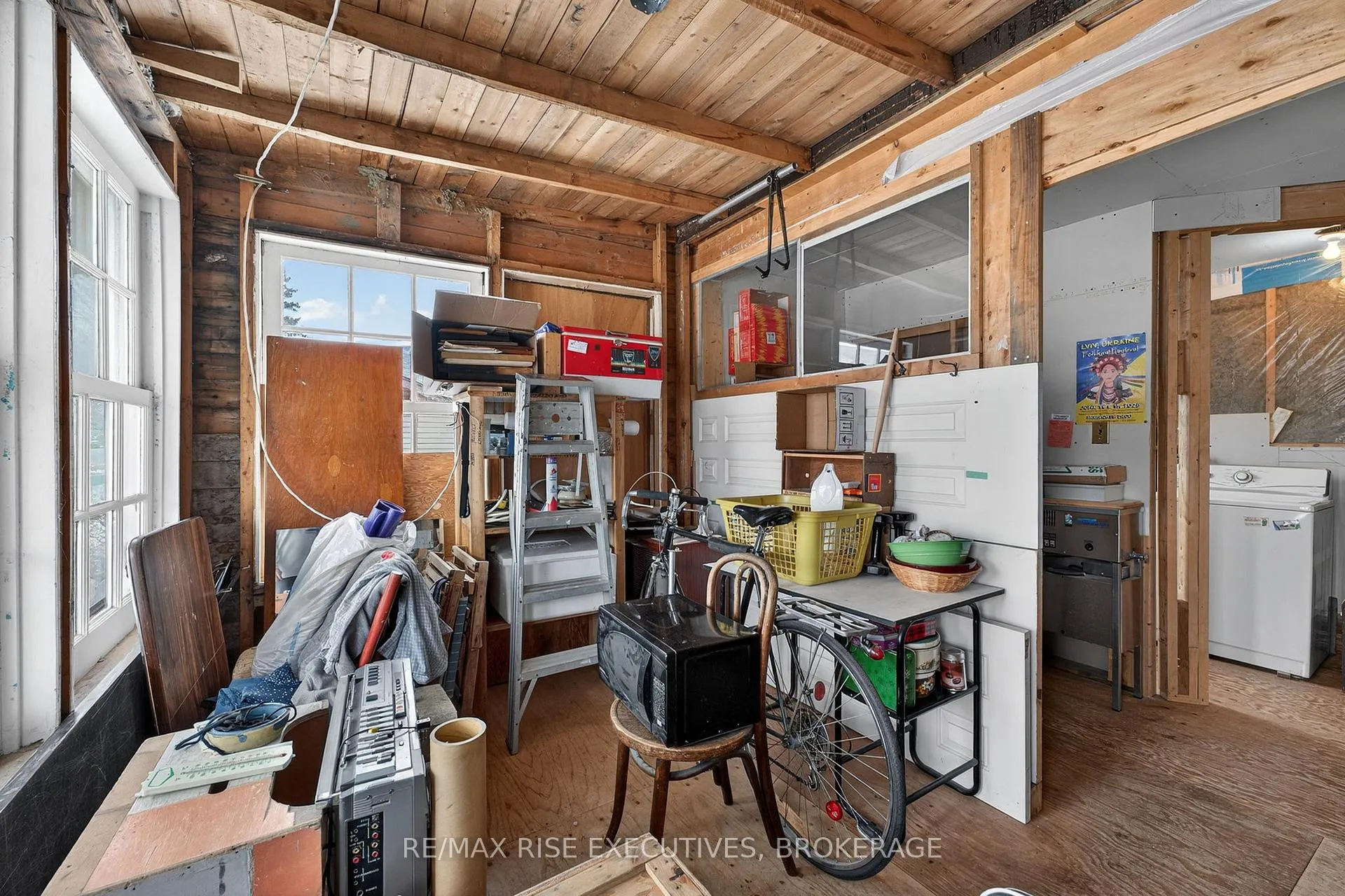 Photo 16 of 207 Concession Street, Kingston, East of Sir John A. Blvd — HOMEH