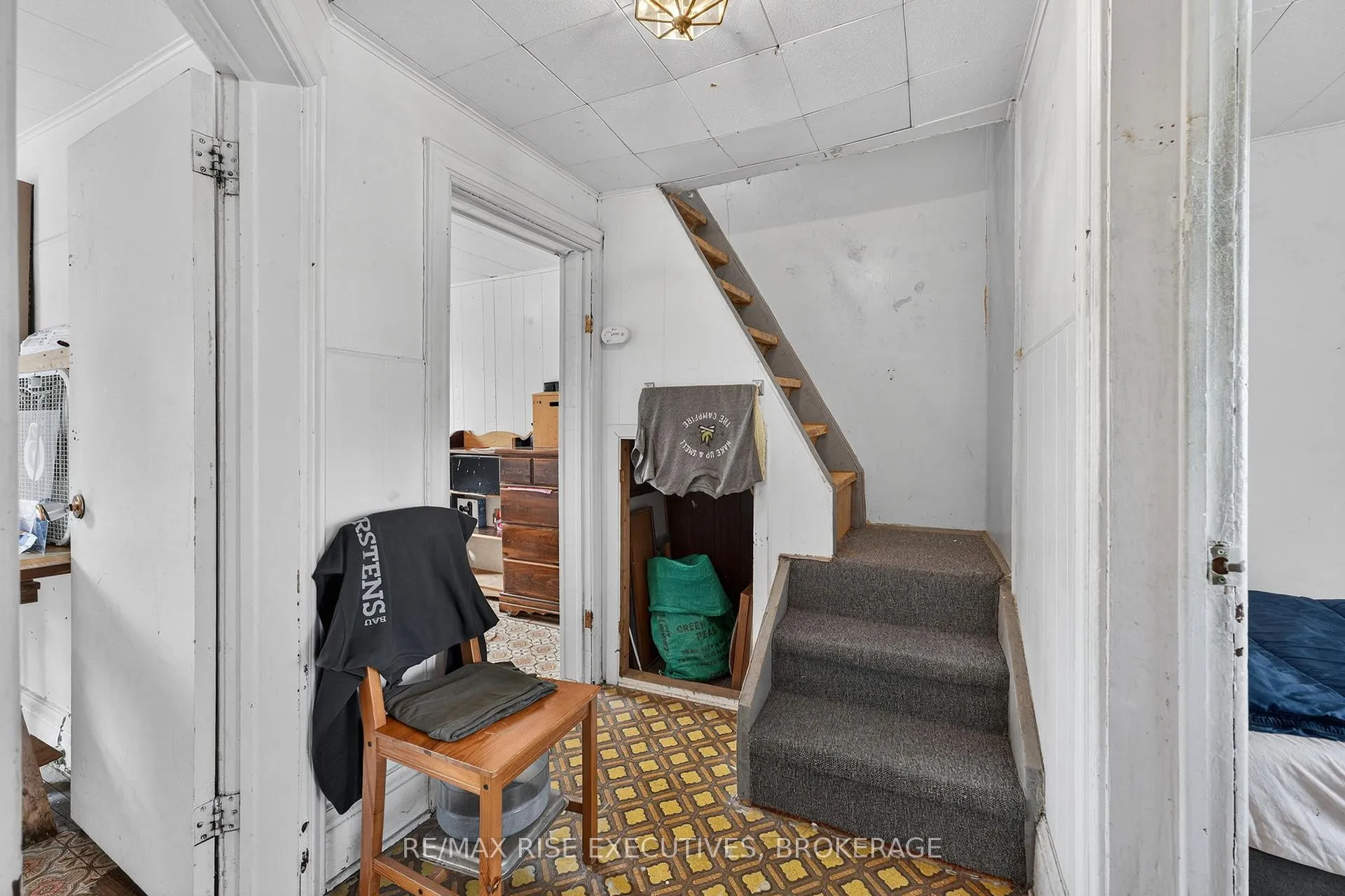 Photo 17 of 207 Concession Street, Kingston, East of Sir John A. Blvd — HOMEH