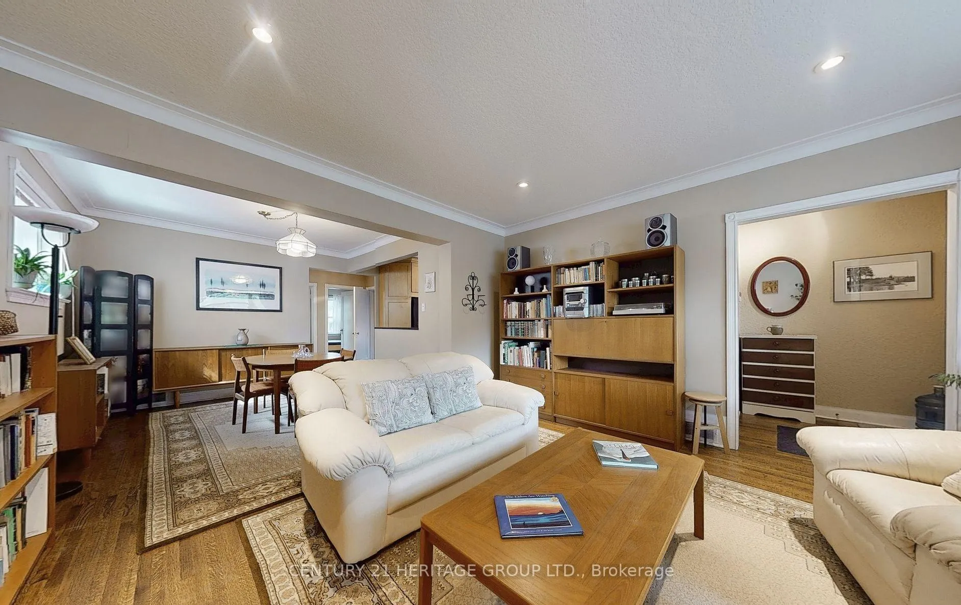 Photo 5 of 242 Joicey Boulevard, Toronto, Bedford Park-Nortown — HOMEH