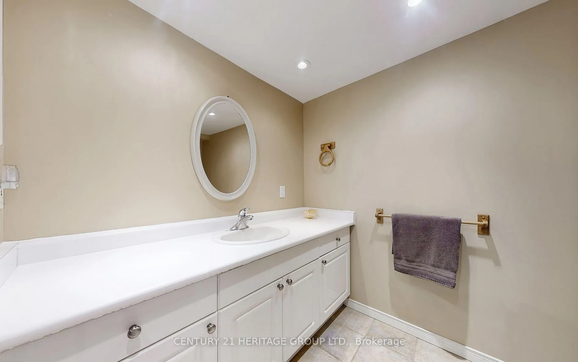 Photo 22 of 242 Joicey Boulevard, Toronto, Bedford Park-Nortown — HOMEH