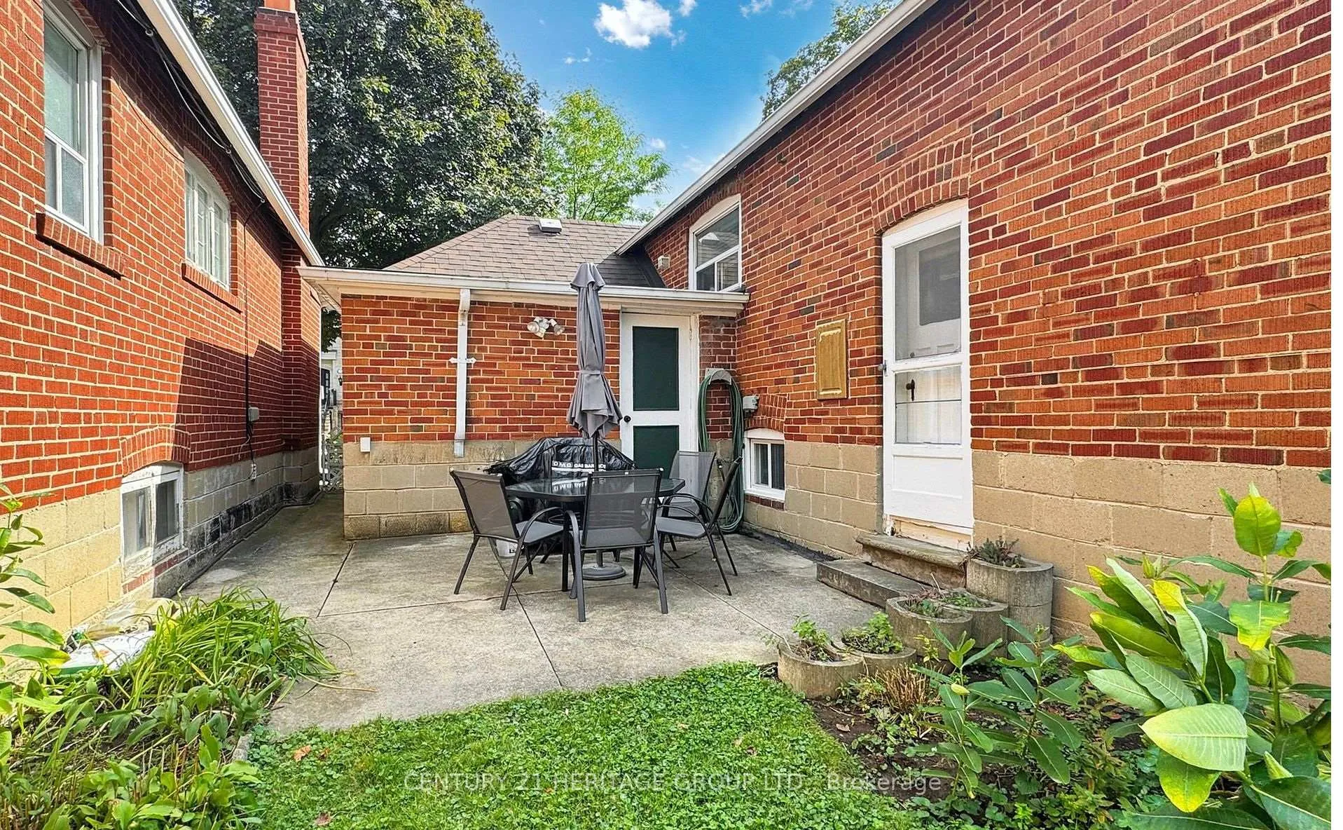 Photo 25 of 242 Joicey Boulevard, Toronto, Bedford Park-Nortown — HOMEH