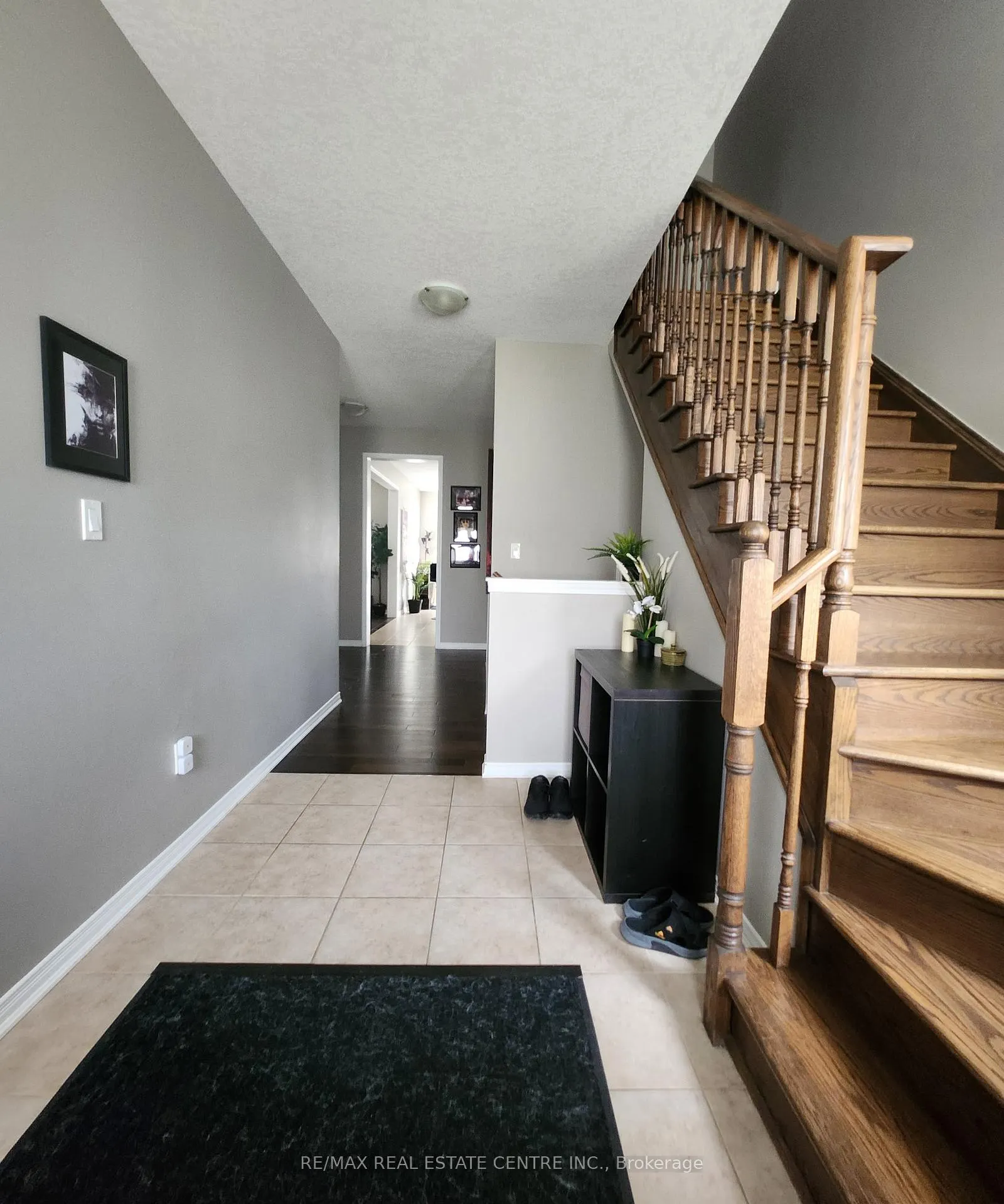 Photo 2 of 24 Armes Street, Hamilton, Binbrook — HOMEH