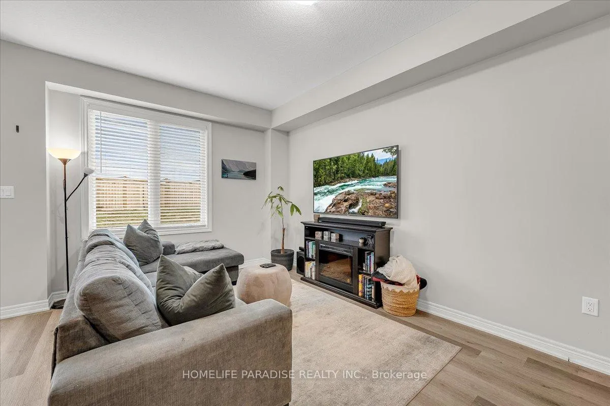 Photo 14 of 87 Pinot Crescent, Hamilton, Fruitland — HOMEH