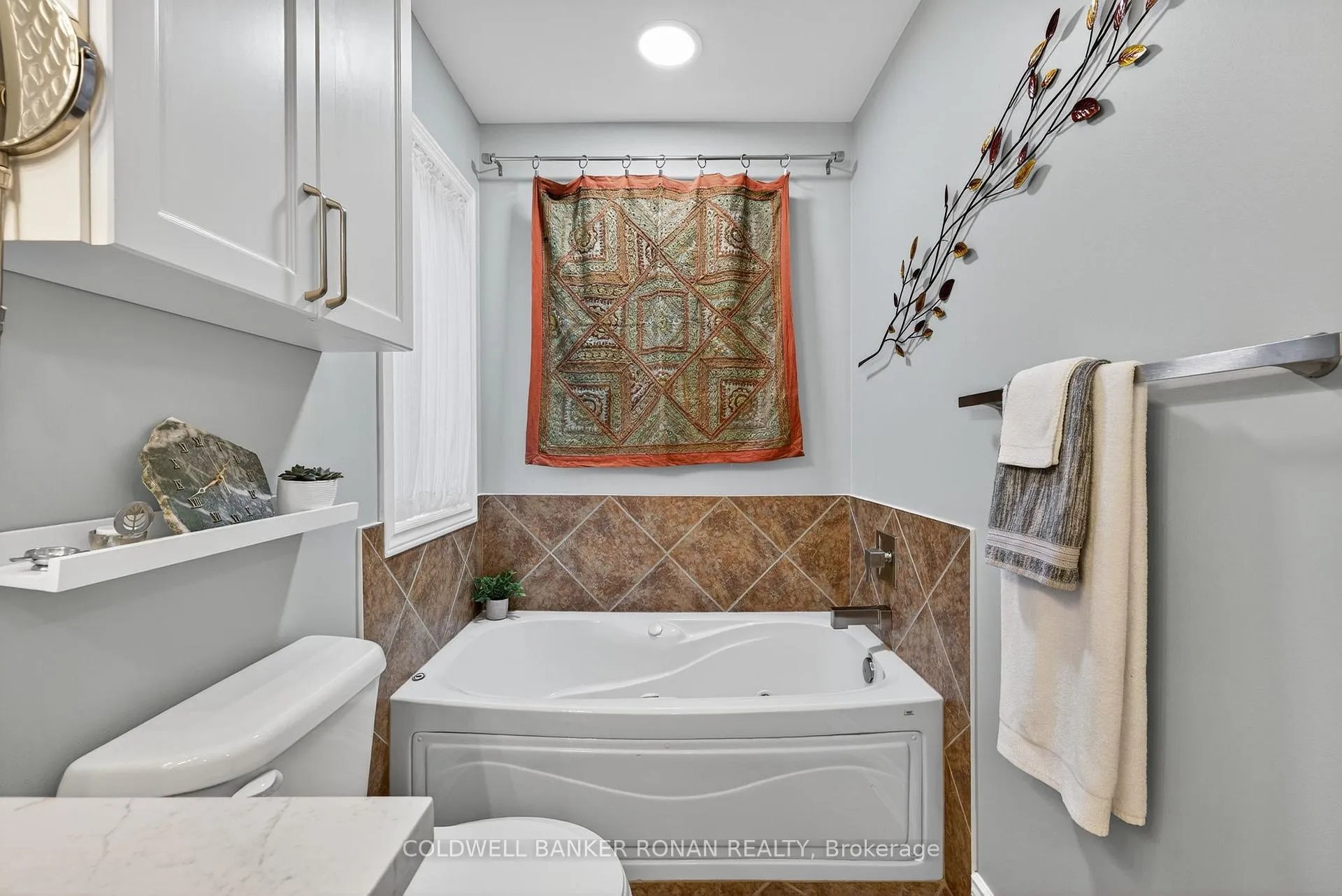 Photo 27 of Unit 9, 142 Bella Vista Trail, New Tecumseth, Rural New Tecumseth — HOMEH