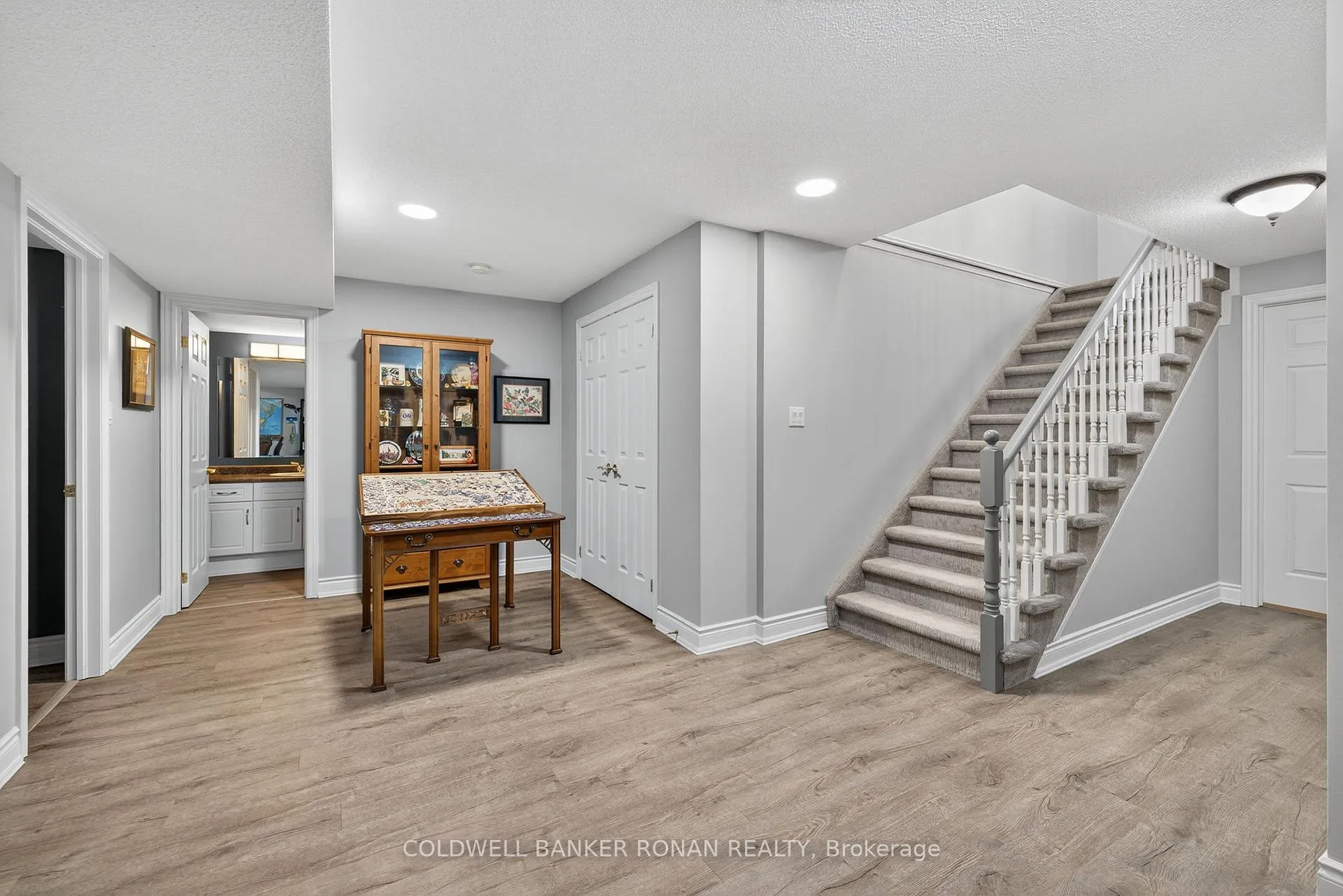 Photo 28 of Unit 9, 142 Bella Vista Trail, New Tecumseth, Rural New Tecumseth — HOMEH
