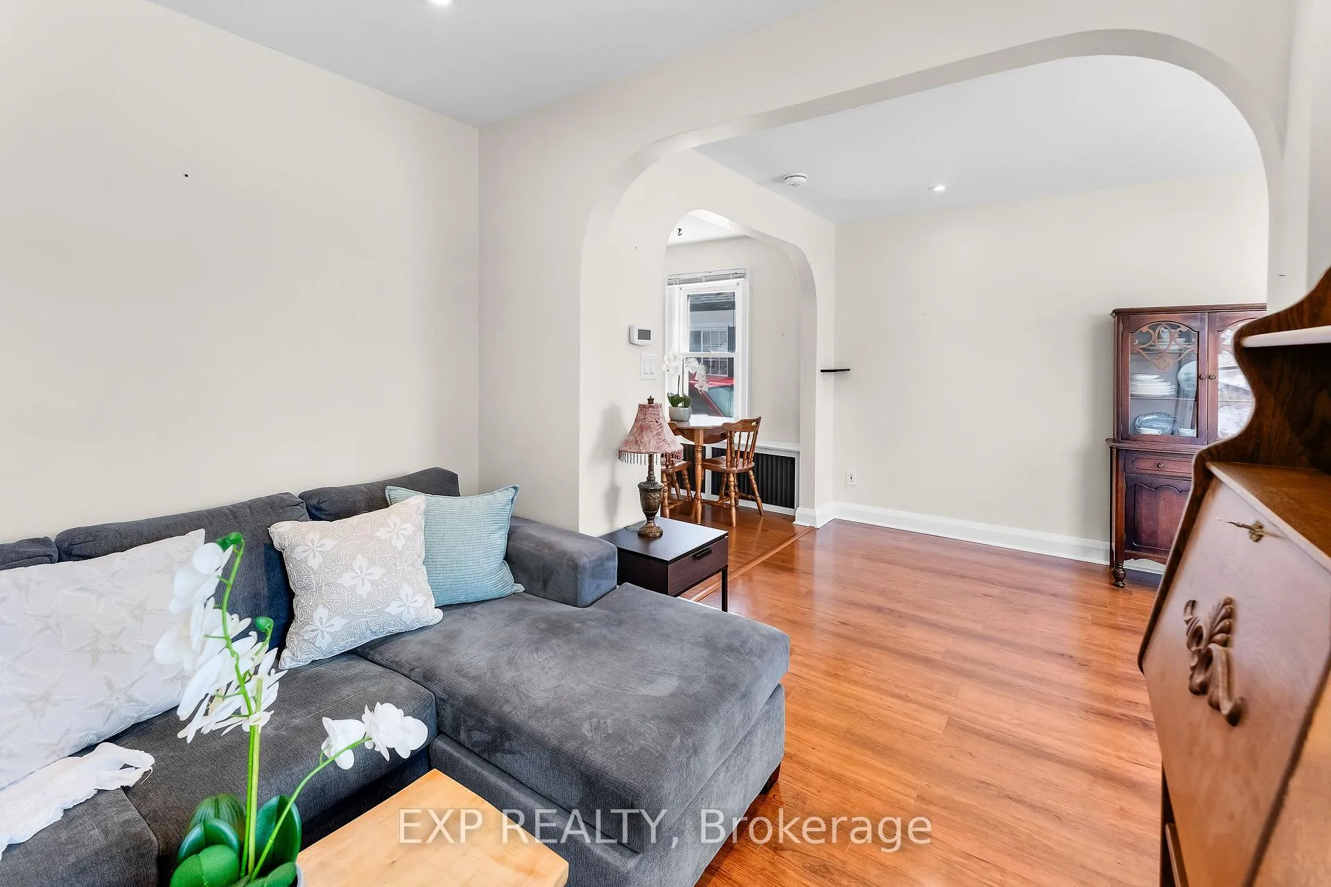 Photo 8 of 62 Rolls Avenue, St. Catharines, Fairview — HOMEH