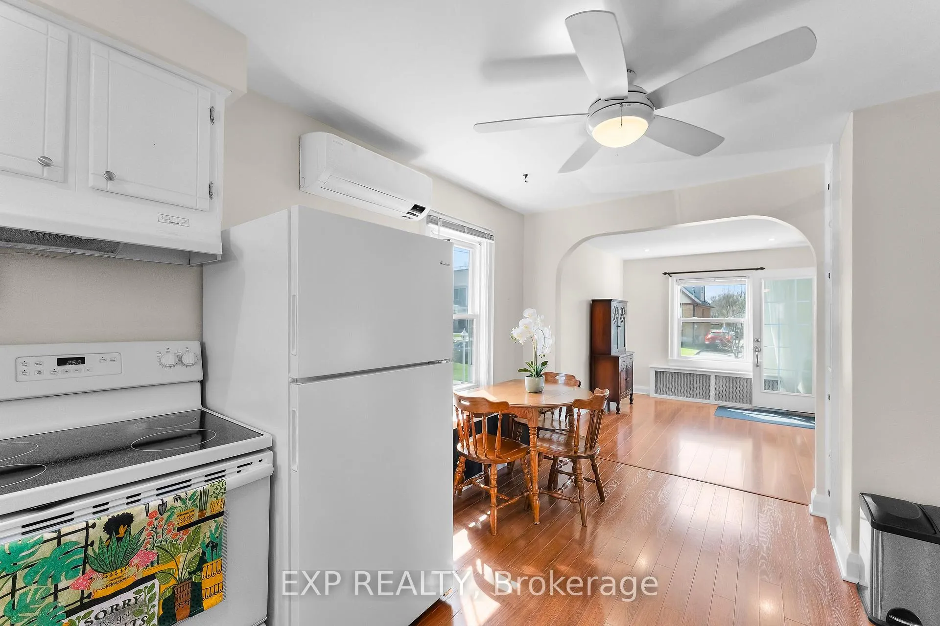 Photo 12 of 62 Rolls Avenue, St. Catharines, Fairview — HOMEH