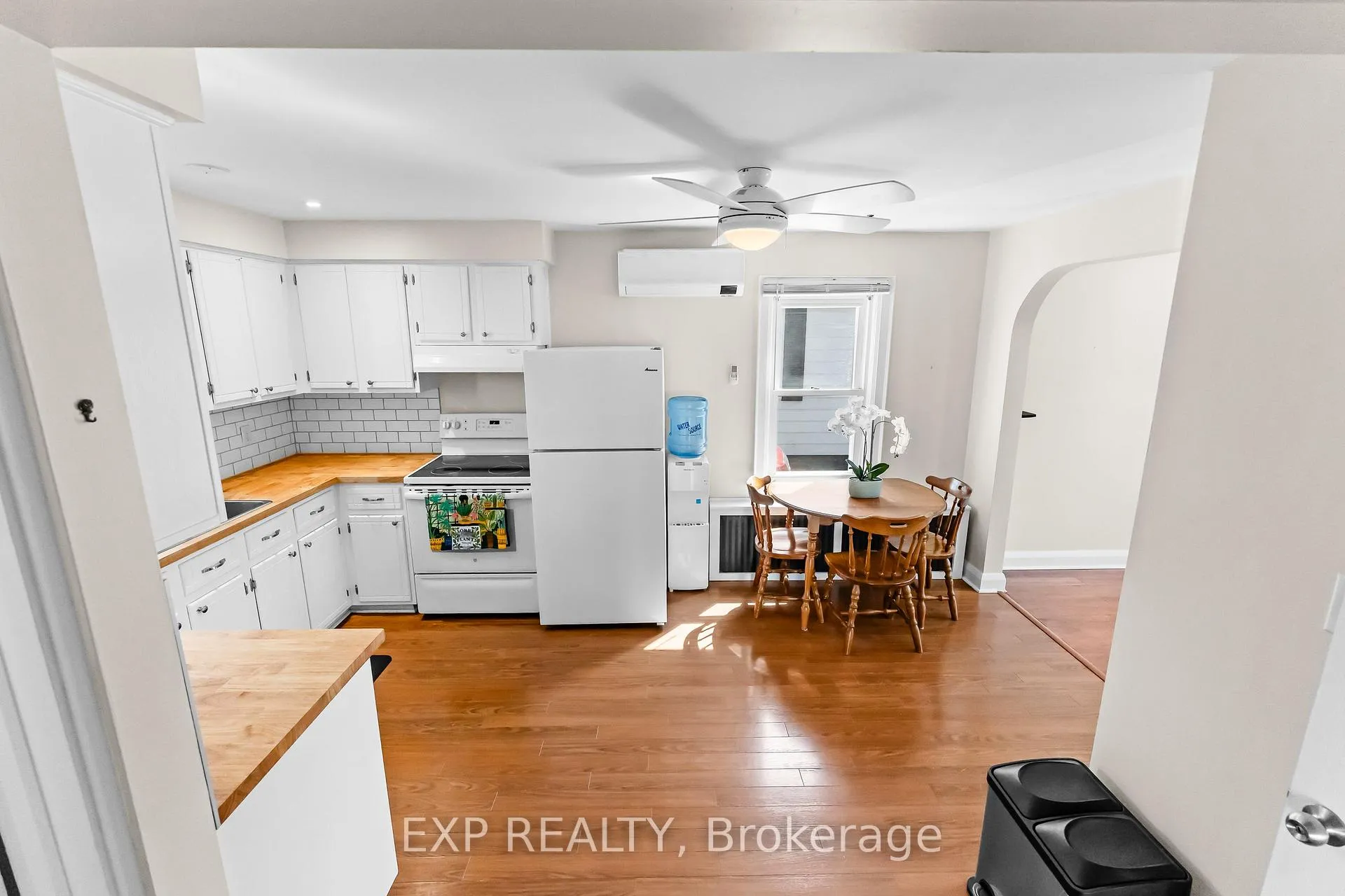 Photo 15 of 62 Rolls Avenue, St. Catharines, Fairview — HOMEH