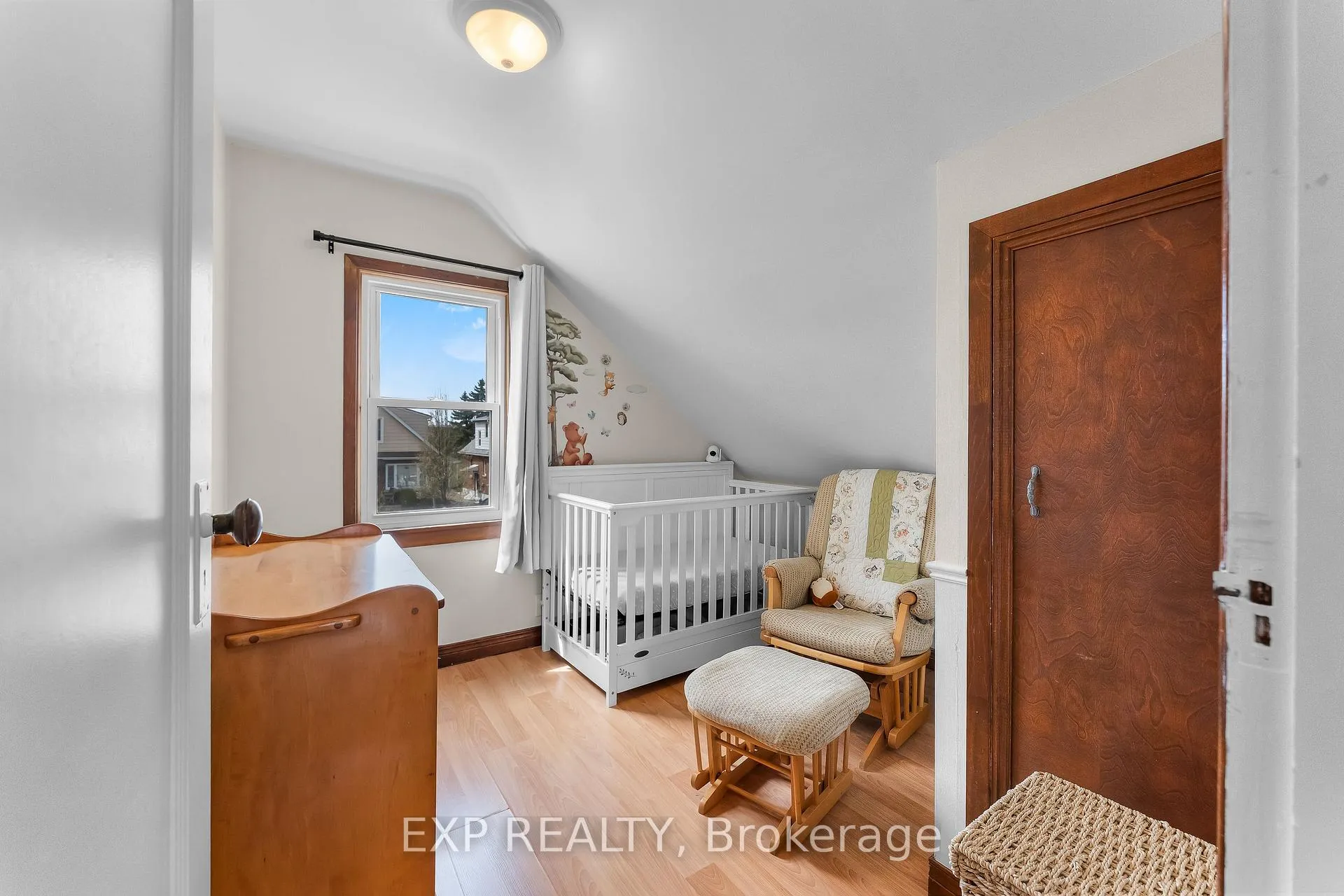 Photo 20 of 62 Rolls Avenue, St. Catharines, Fairview — HOMEH