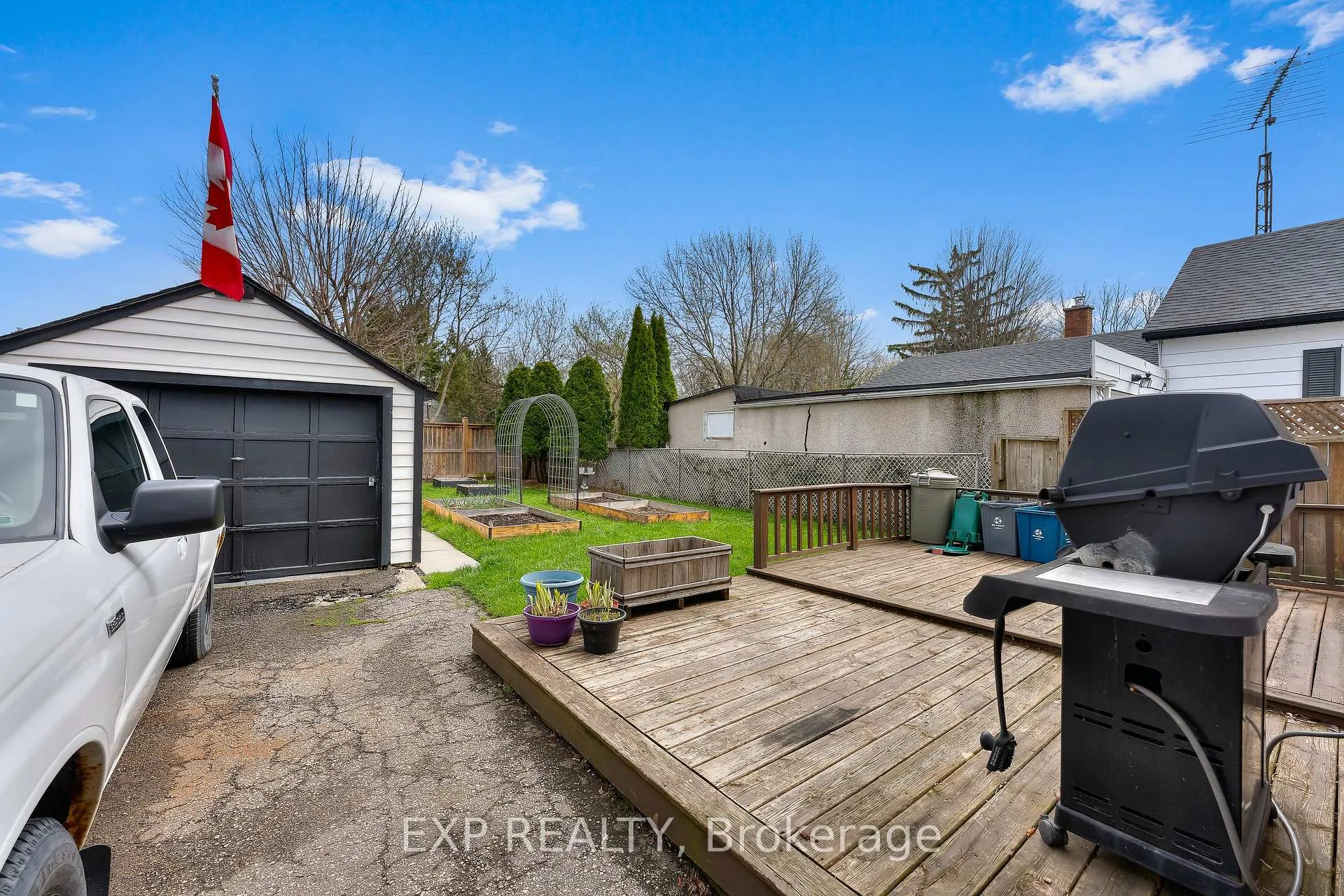 Photo 22 of 62 Rolls Avenue, St. Catharines, Fairview — HOMEH
