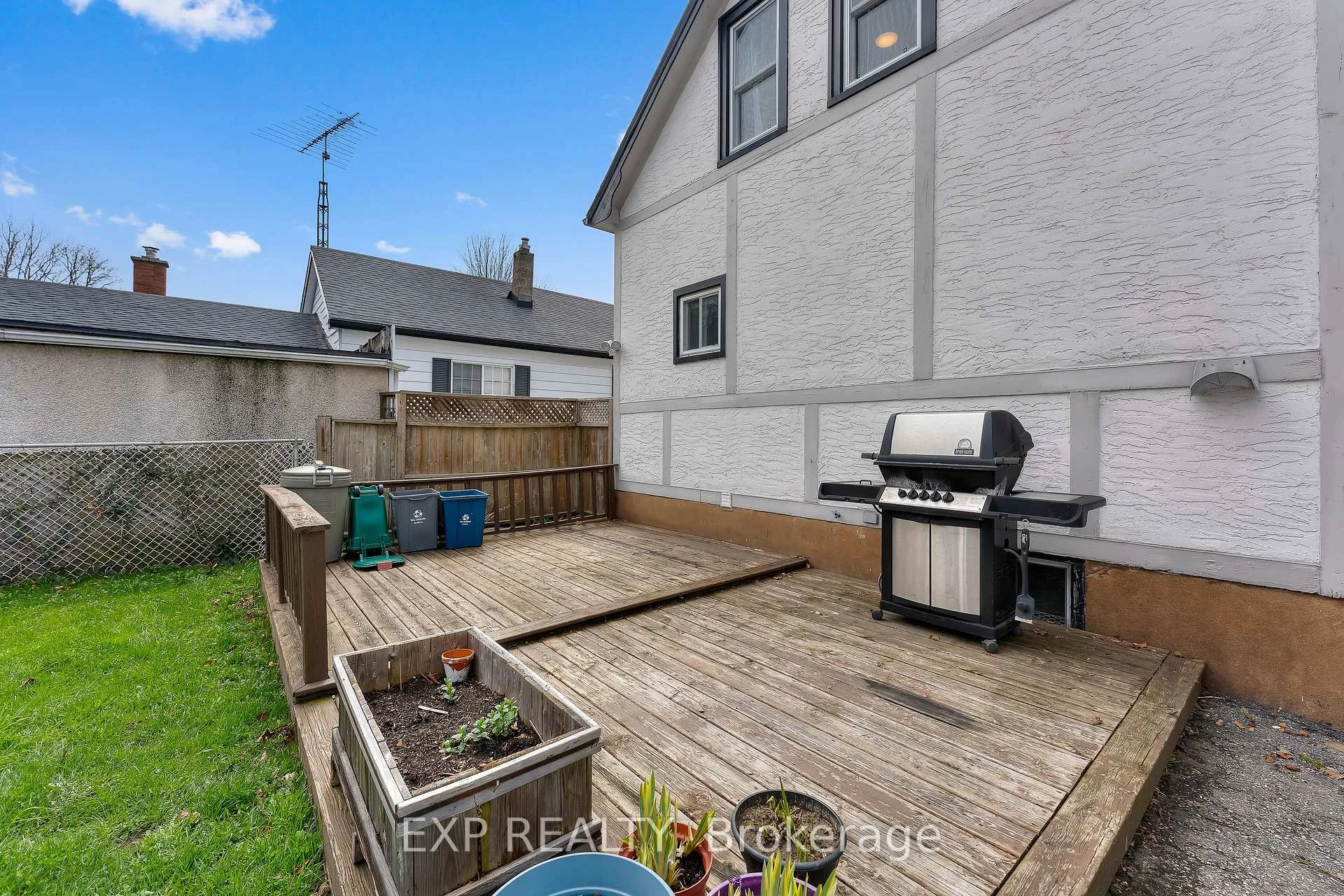 Photo 23 of 62 Rolls Avenue, St. Catharines, Fairview — HOMEH