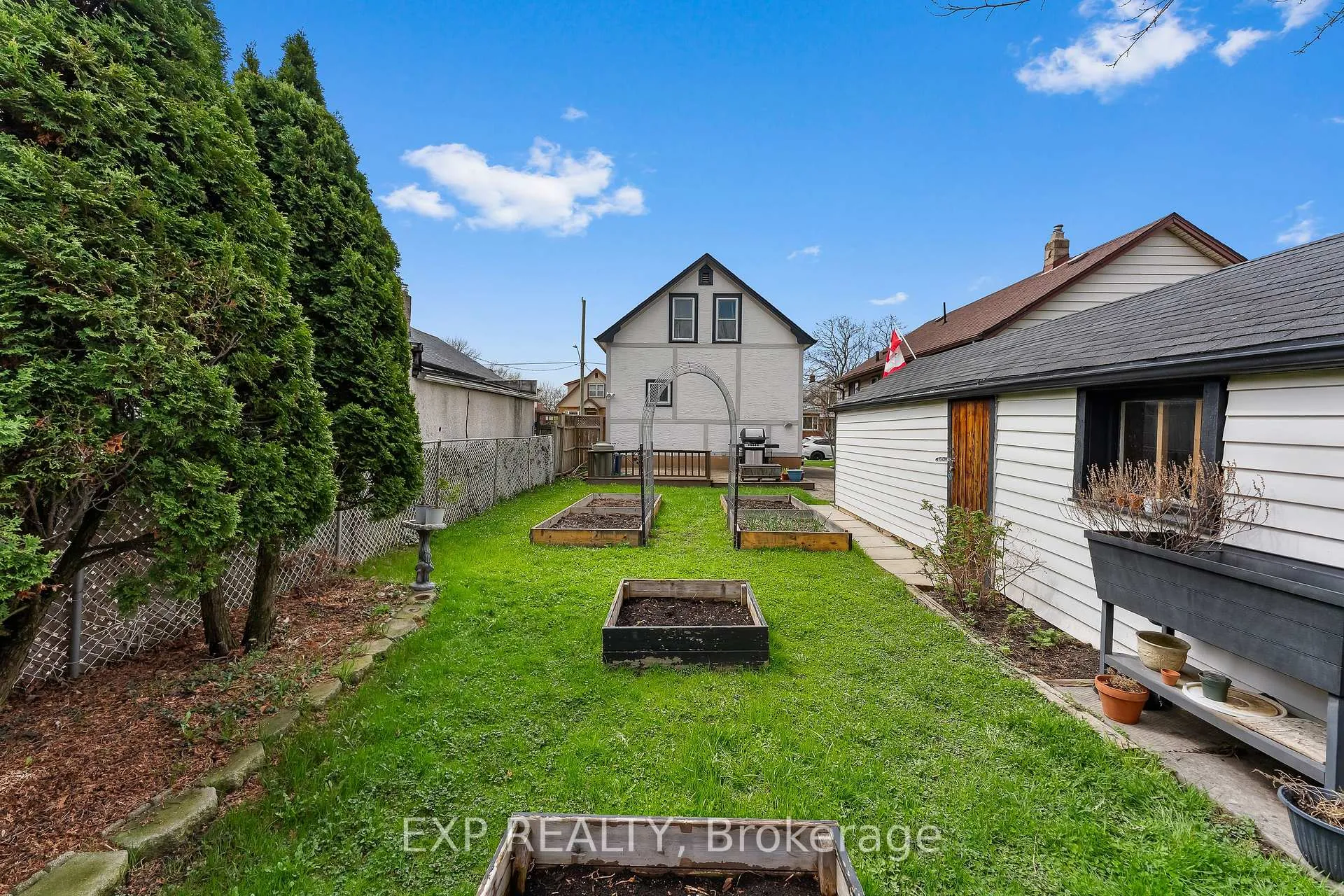 Photo 26 of 62 Rolls Avenue, St. Catharines, Fairview — HOMEH