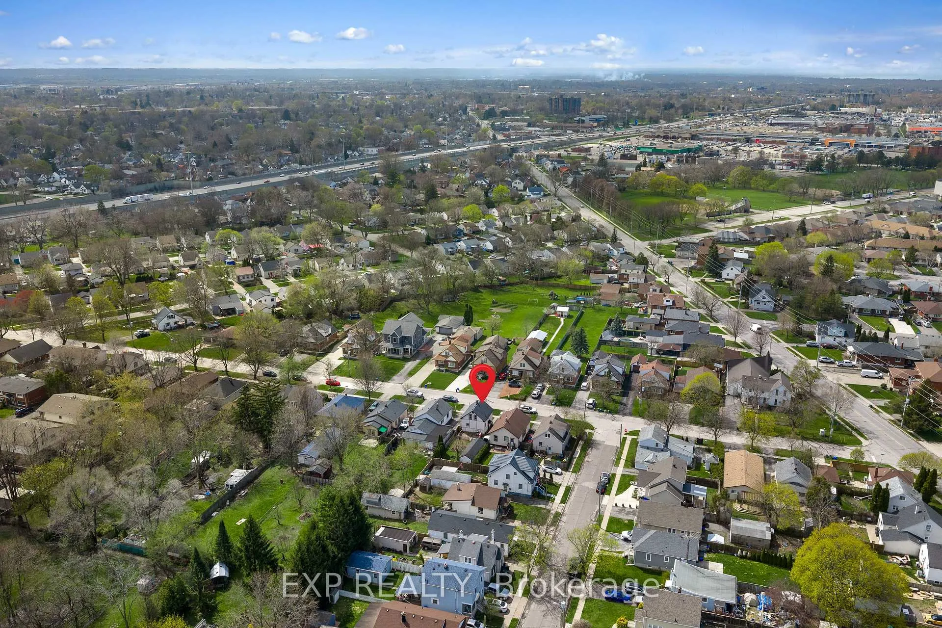 Photo 31 of 62 Rolls Avenue, St. Catharines, Fairview — HOMEH