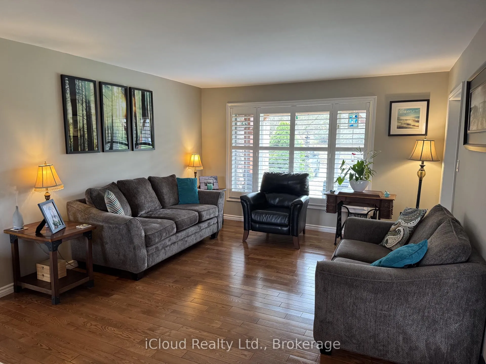 Photo 8 of 17 Agnes Street, Caledon, Alton — HOMEH