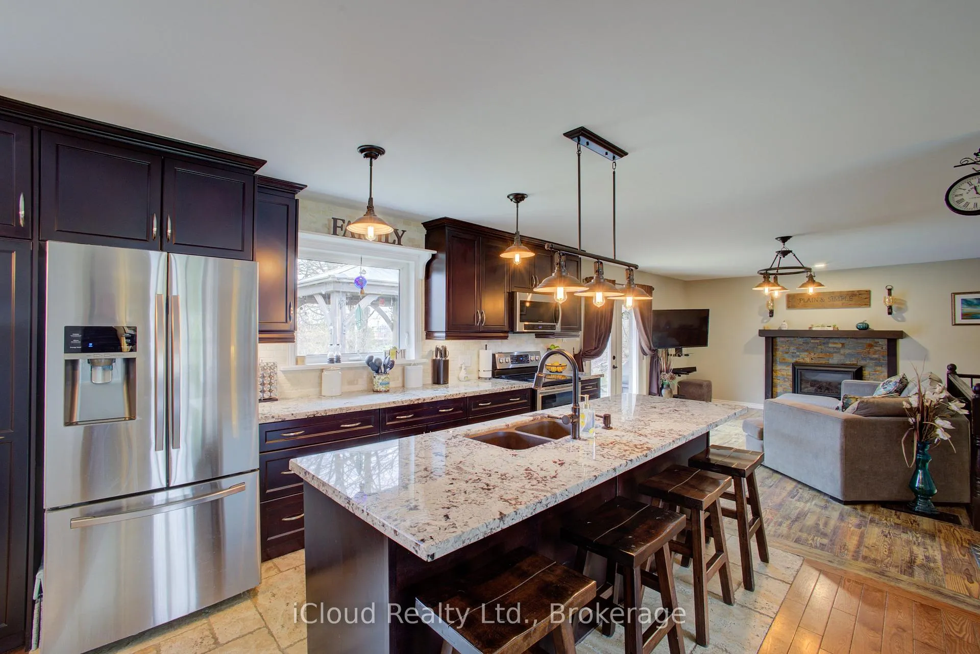 Photo 16 of 17 Agnes Street, Caledon, Alton — HOMEH