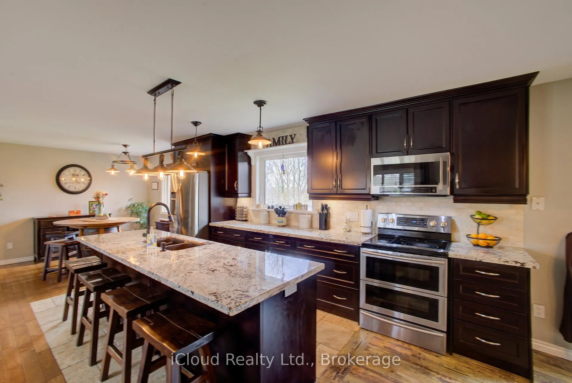 Photo 18 of 17 Agnes Street, Caledon, Alton — HOMEH