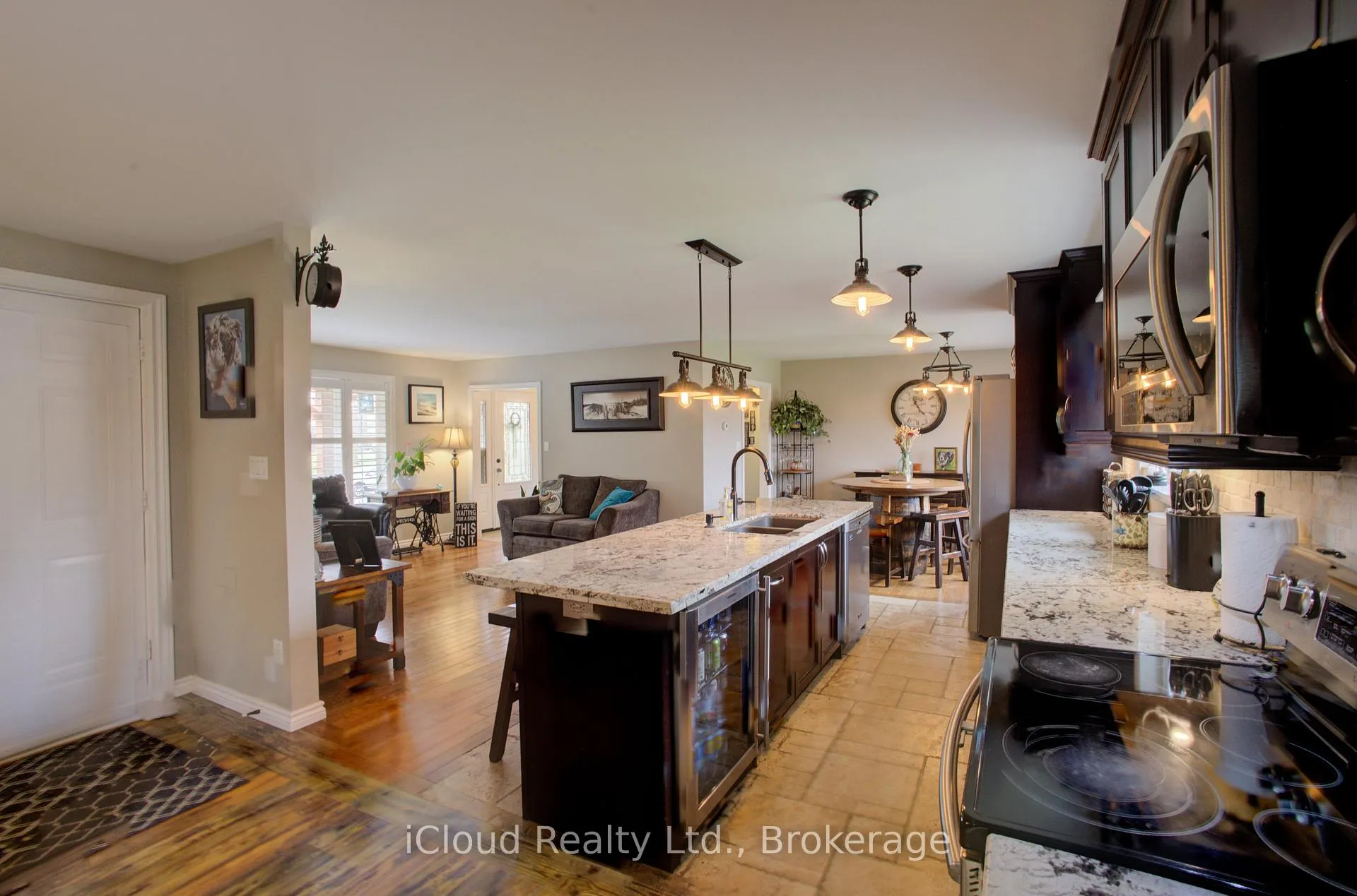 Photo 19 of 17 Agnes Street, Caledon, Alton — HOMEH