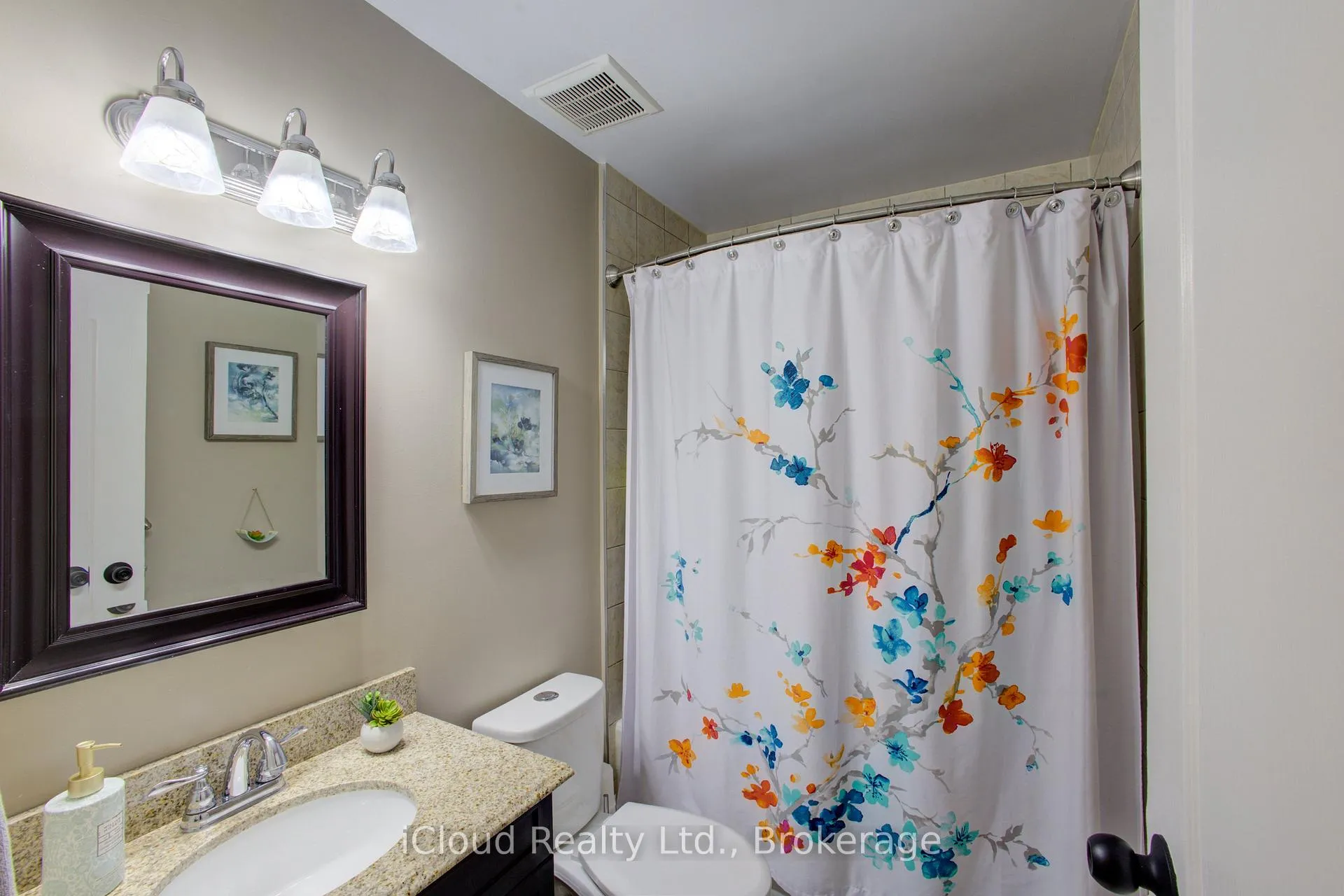 Photo 23 of 17 Agnes Street, Caledon, Alton — HOMEH
