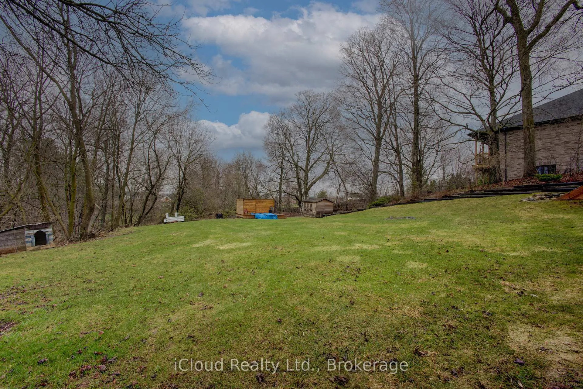 Photo 39 of 17 Agnes Street, Caledon, Alton — HOMEH