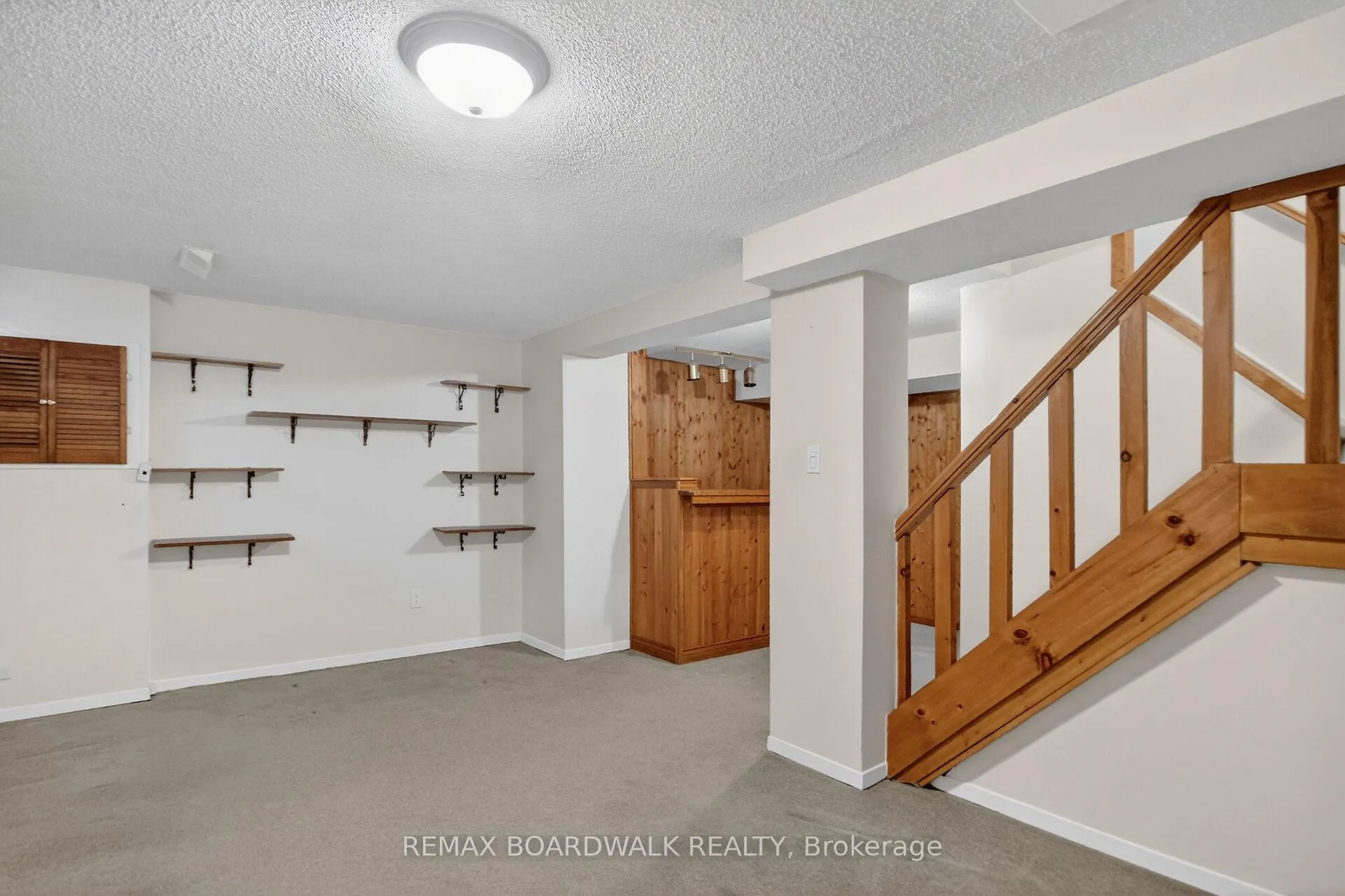 Photo 16 of Unit 10, 47 Sunridge Lane, Ottawa, Barrhaven - On the Green — HOMEH