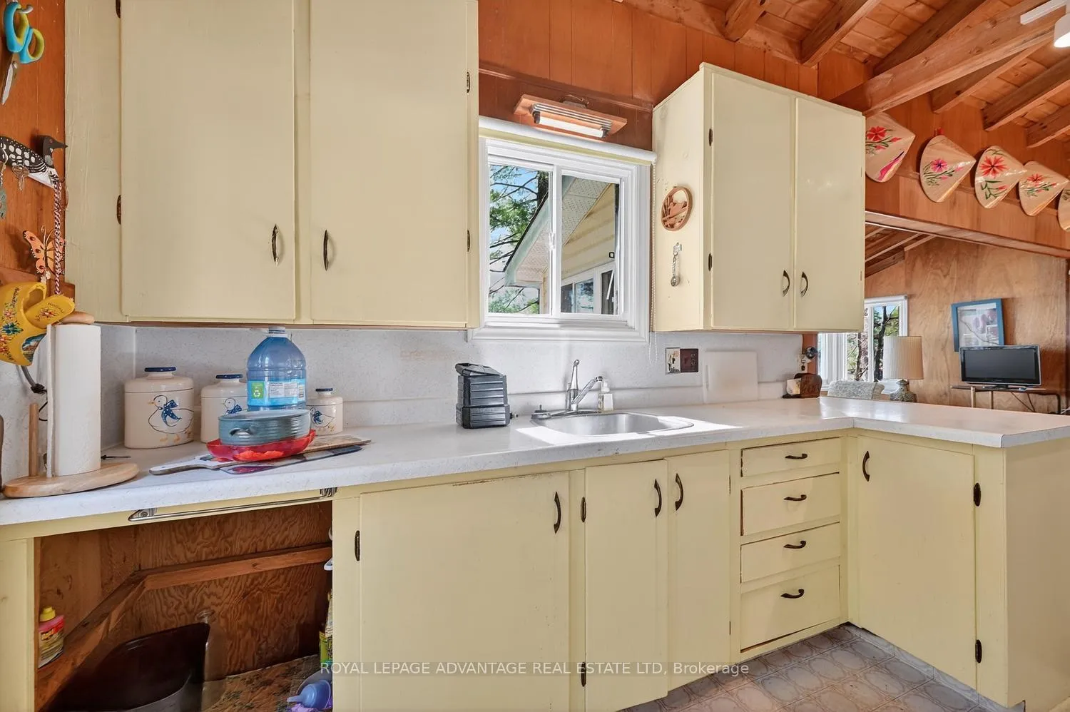 Photo 10 of 219 Hardy Lane, Tay Valley, Bathurst/Burgess & Sherbrooke (North Burgess) Twp — HOMEH