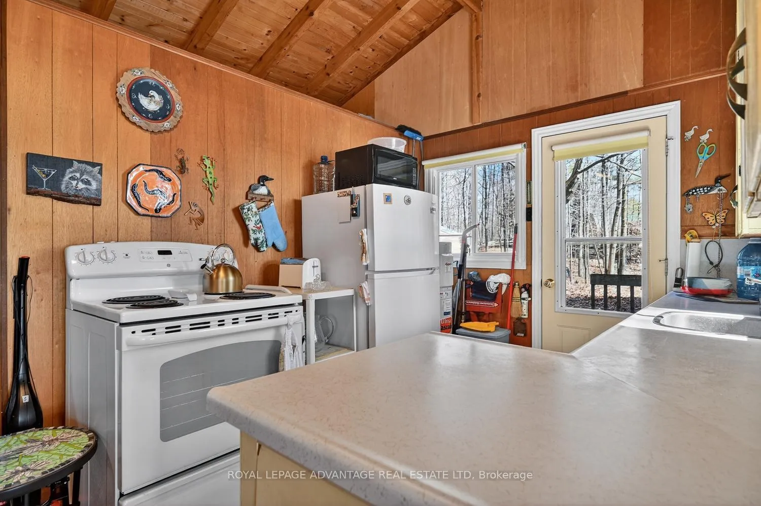 Photo 11 of 219 Hardy Lane, Tay Valley, Bathurst/Burgess & Sherbrooke (North Burgess) Twp — HOMEH