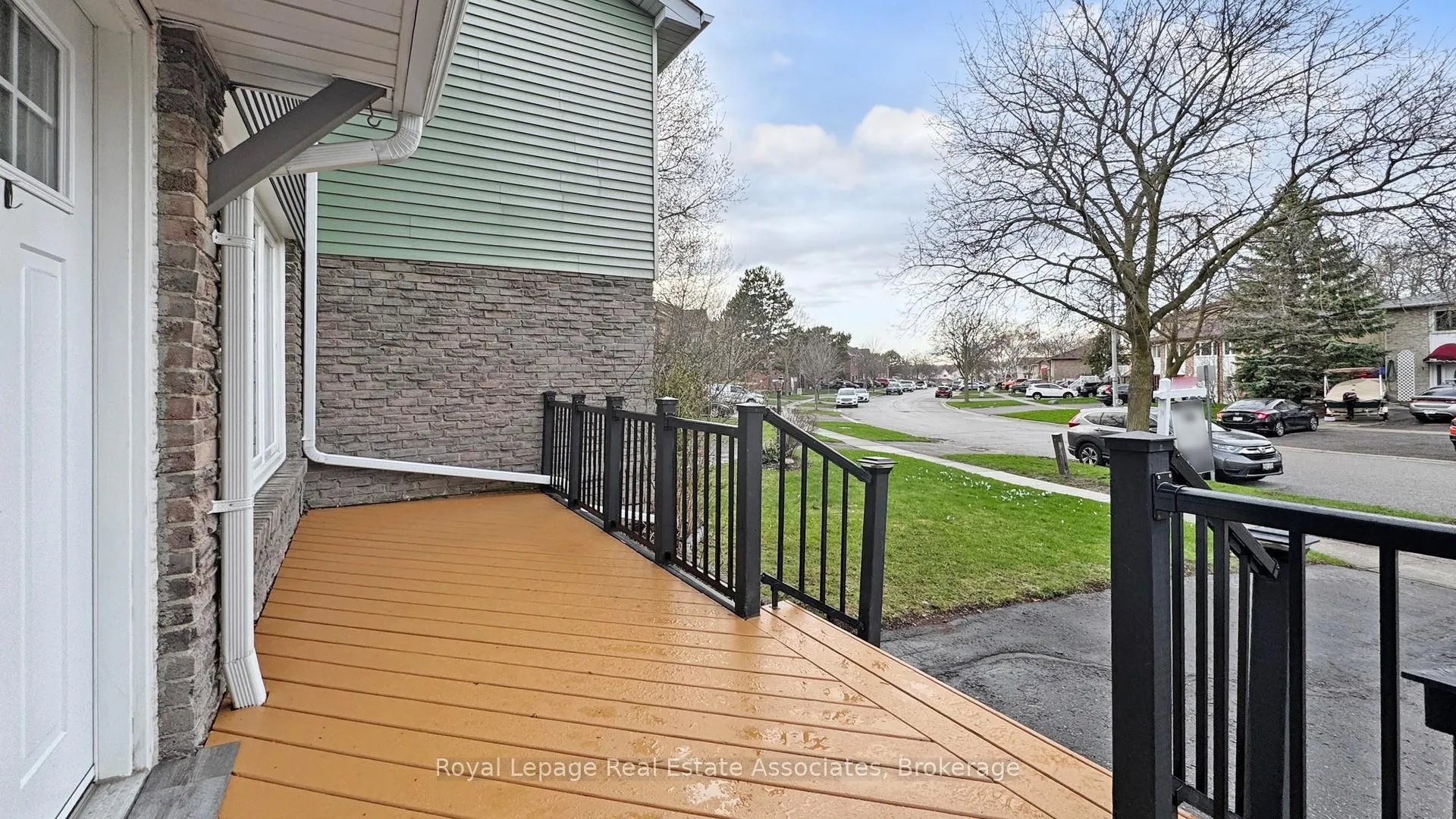 Photo 4 of 351 Ormond Drive, Oshawa, Samac — HOMEH
