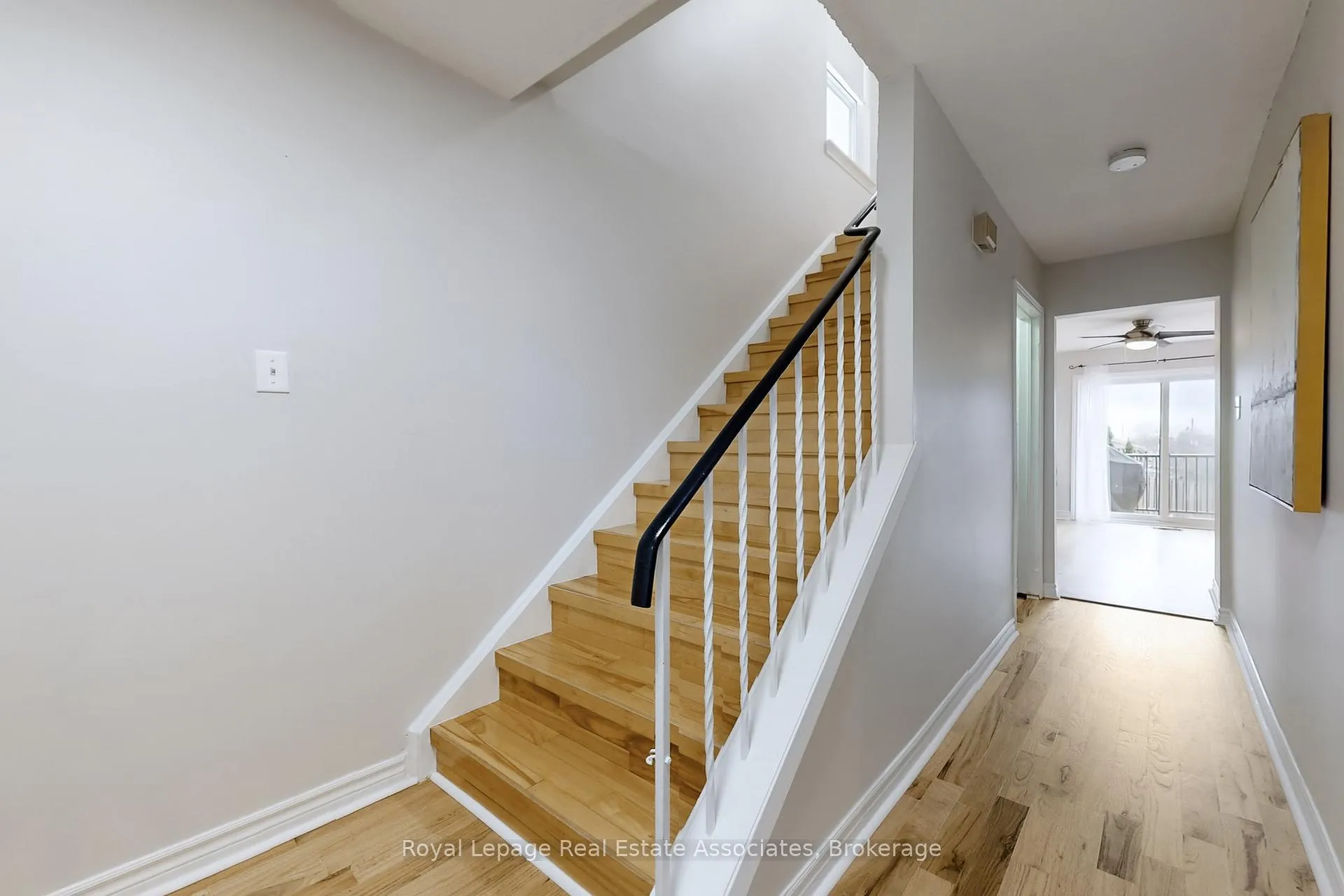 Photo 20 of 351 Ormond Drive, Oshawa, Samac — HOMEH