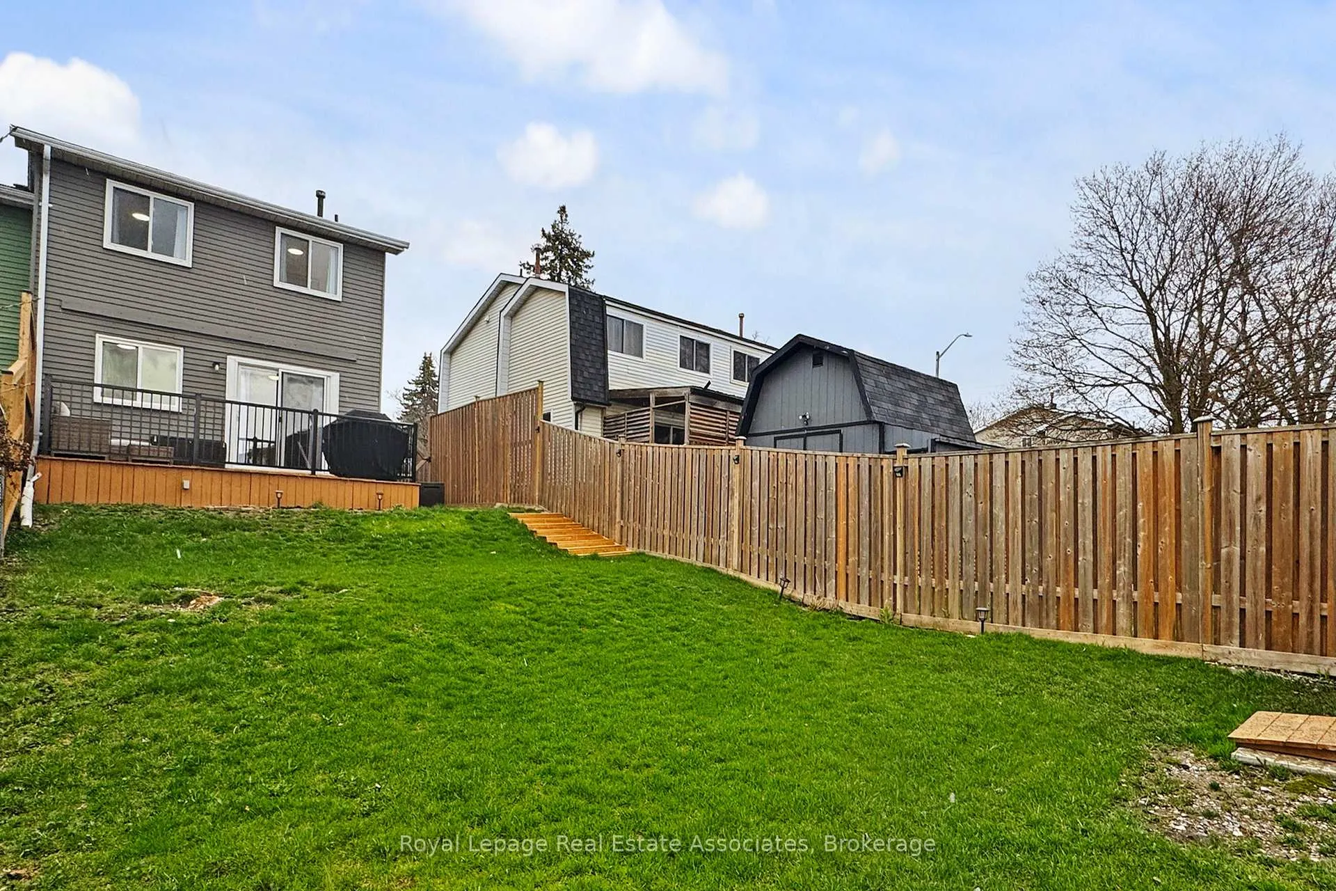 Photo 44 of 351 Ormond Drive, Oshawa, Samac — HOMEH