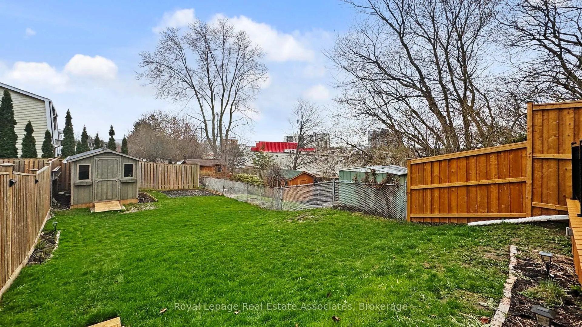 Photo 46 of 351 Ormond Drive, Oshawa, Samac — HOMEH