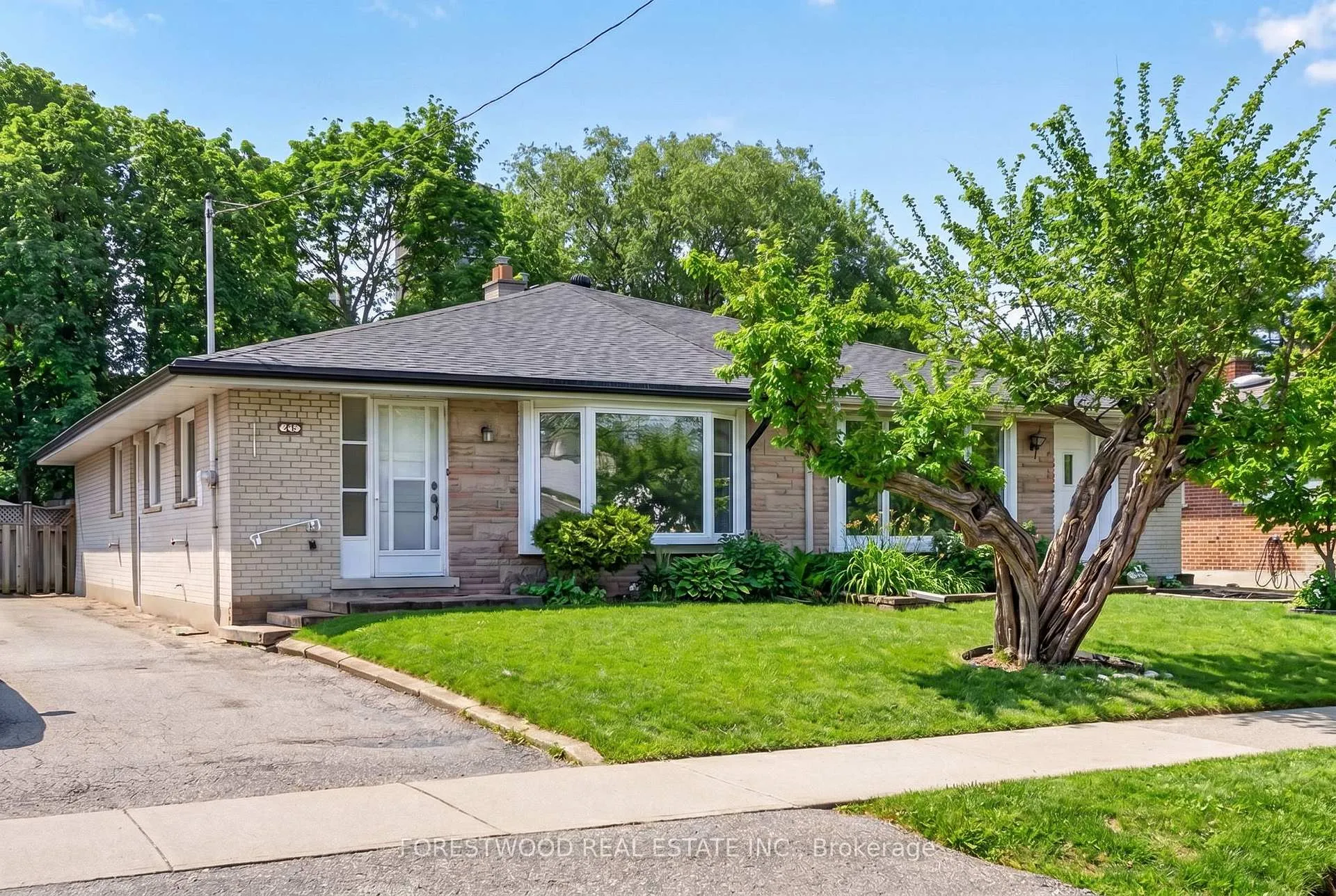 Front of 22 Lormar Drive
