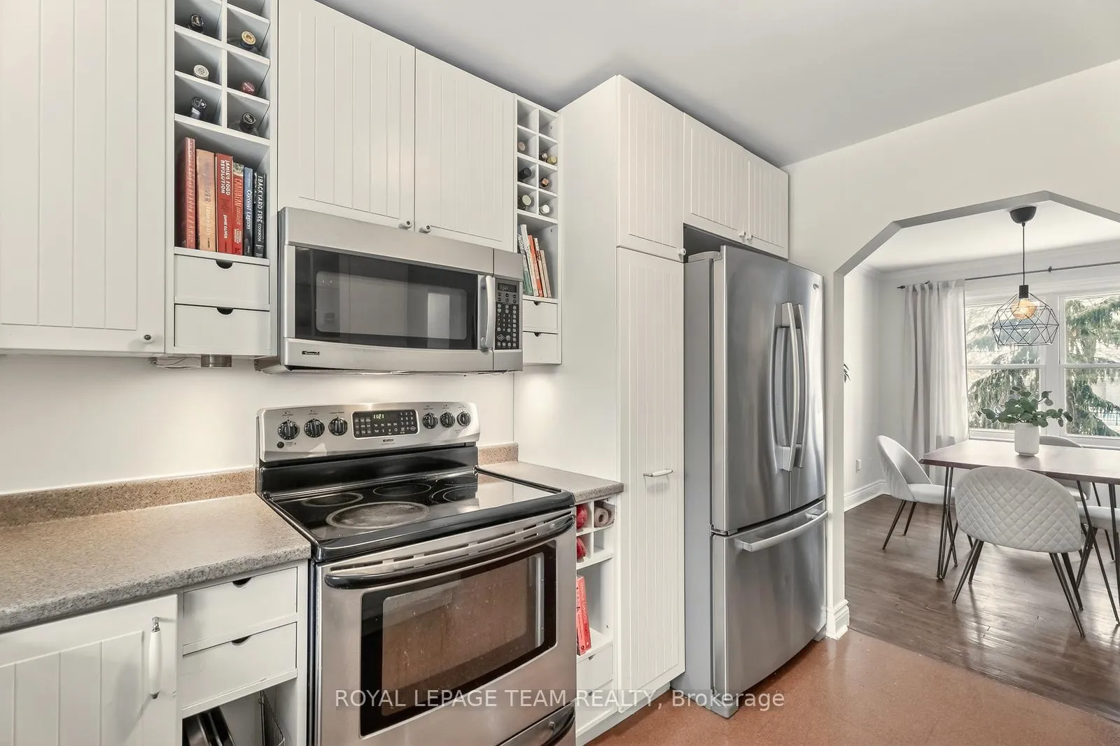 Photo 10 of 1314 Randall Avenue, Ottawa, Alta Vista — HOMEH