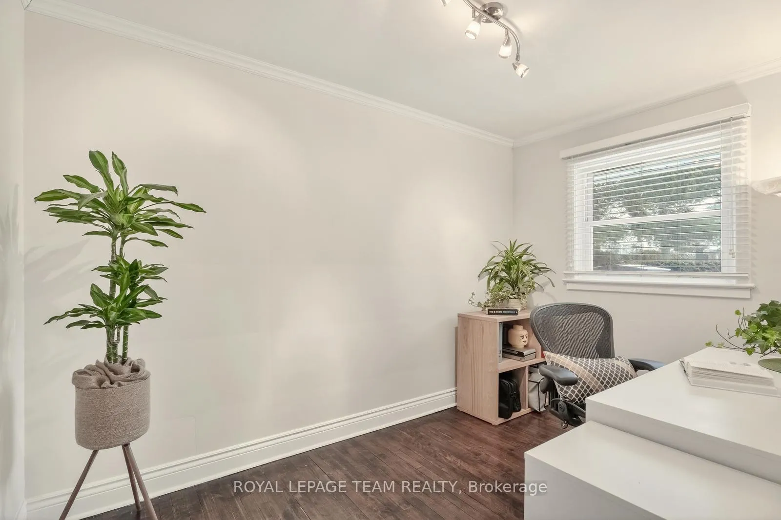 Photo 12 of 1314 Randall Avenue, Ottawa, Alta Vista — HOMEH