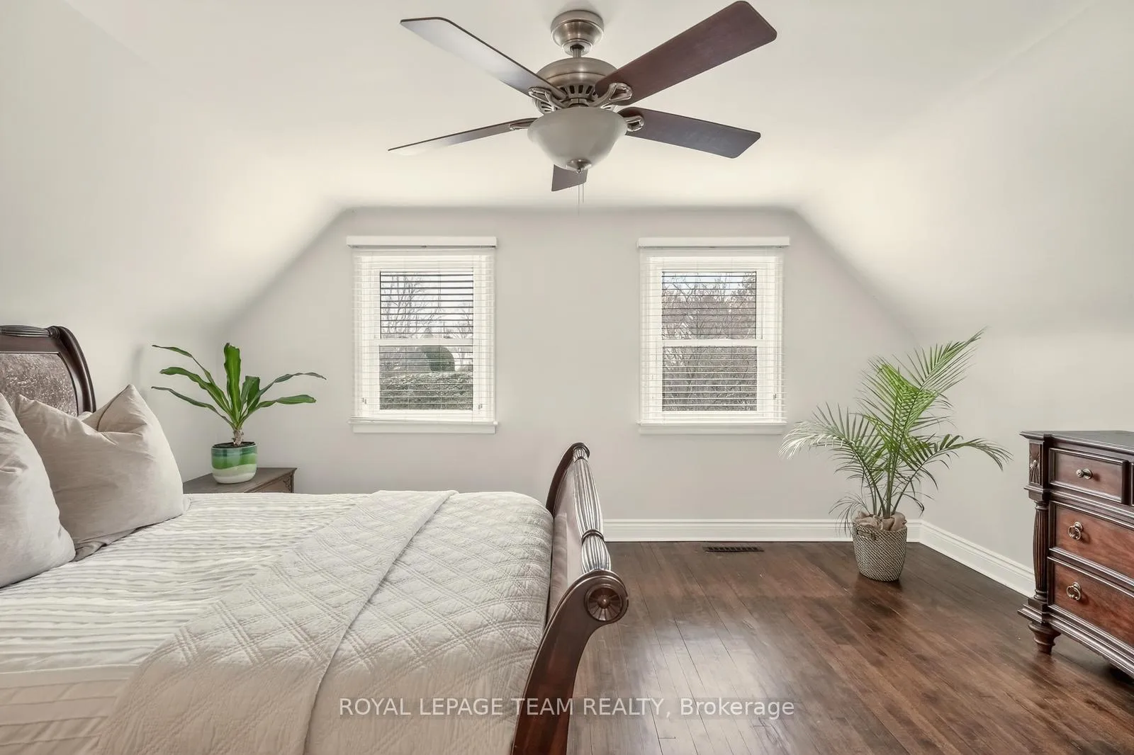 Photo 14 of 1314 Randall Avenue, Ottawa, Alta Vista — HOMEH