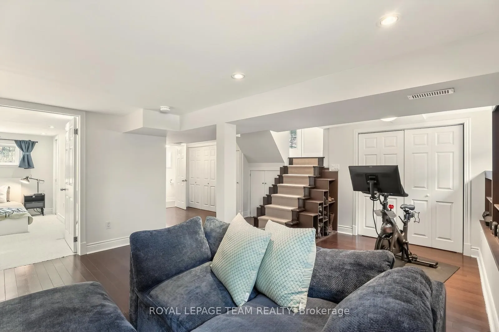 Photo 22 of 1314 Randall Avenue, Ottawa, Alta Vista — HOMEH