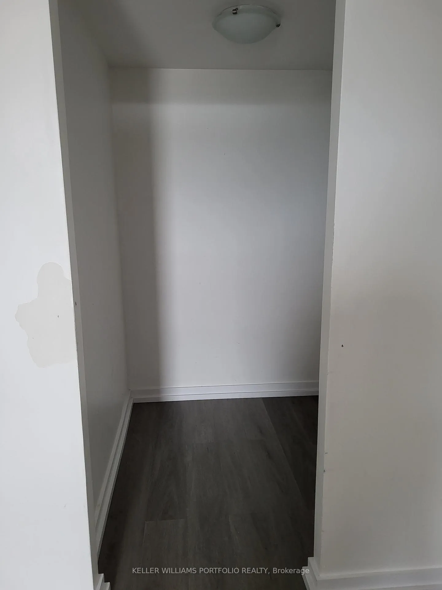 Photo 5 of Unit 1013, 8 Trent Avenue, Toronto, East End-Danforth — HOMEH