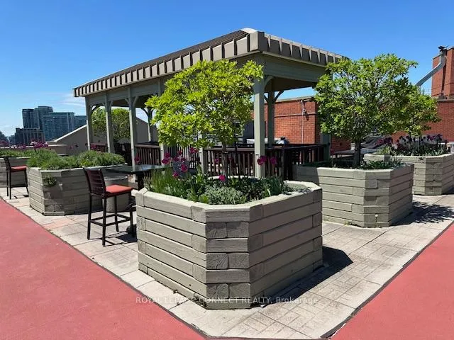 Front of Unit 601, 801 King Street