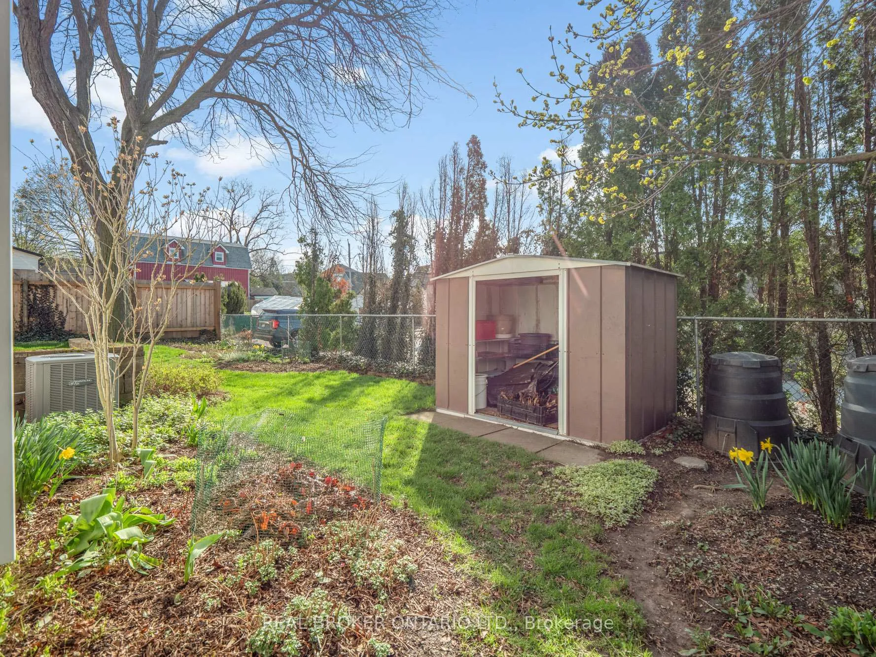 Photo 34 of 4246 Academy Street, Lincoln, Beamsville — HOMEH
