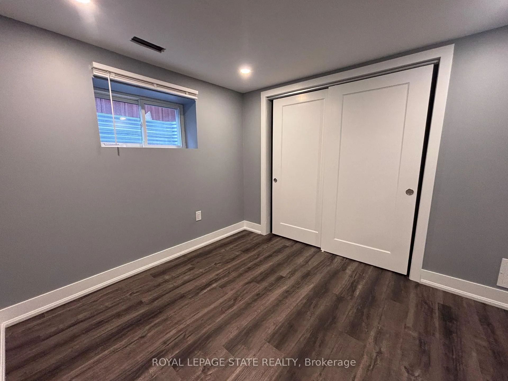 Photo 9 of Unit 2, 185 Bonaventure Drive, Hamilton, Gilbert — HOMEH