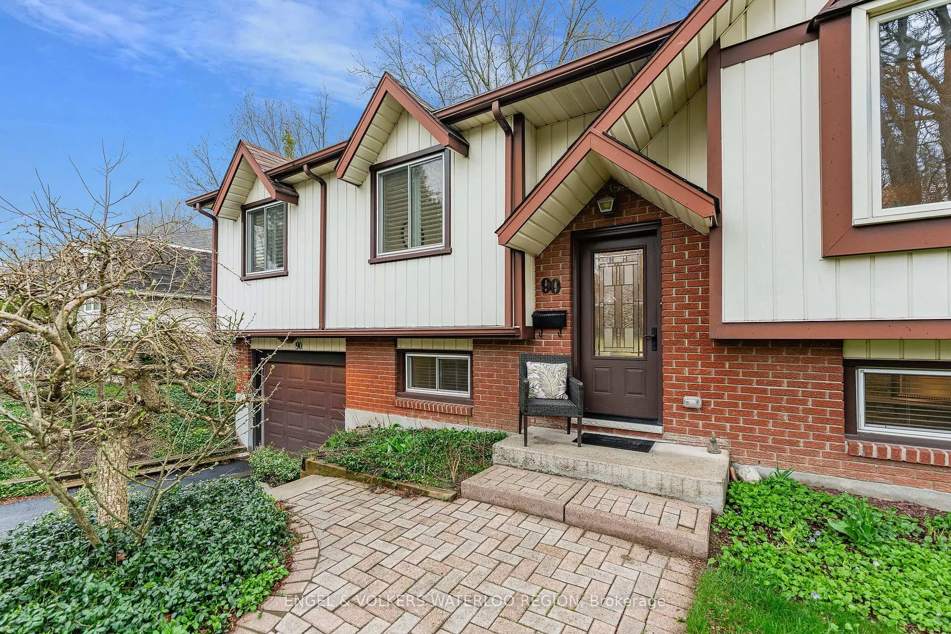 Photo 5 of 90 Amos Avenue, Waterloo — HOMEH