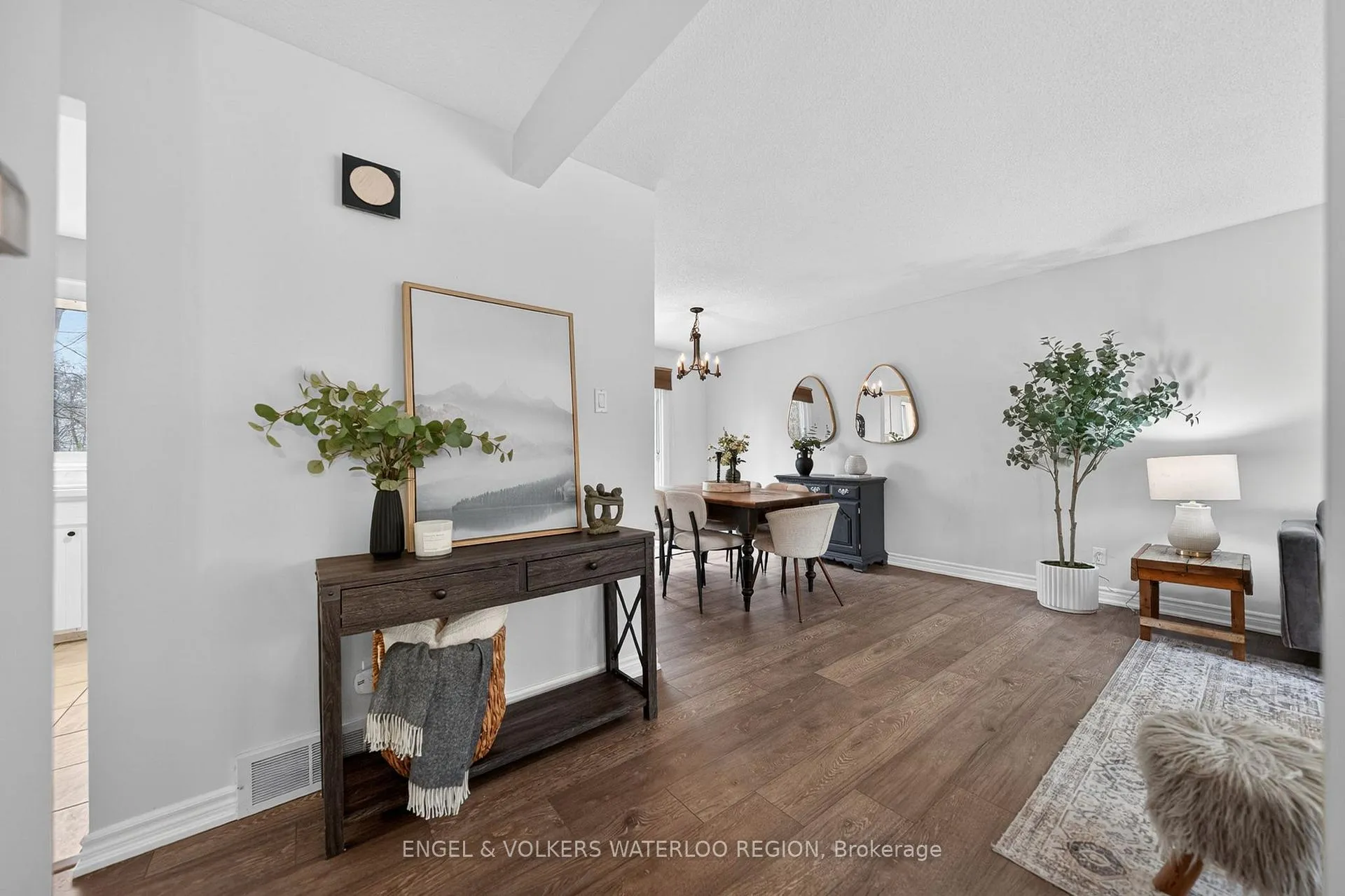 Photo 9 of 90 Amos Avenue, Waterloo — HOMEH