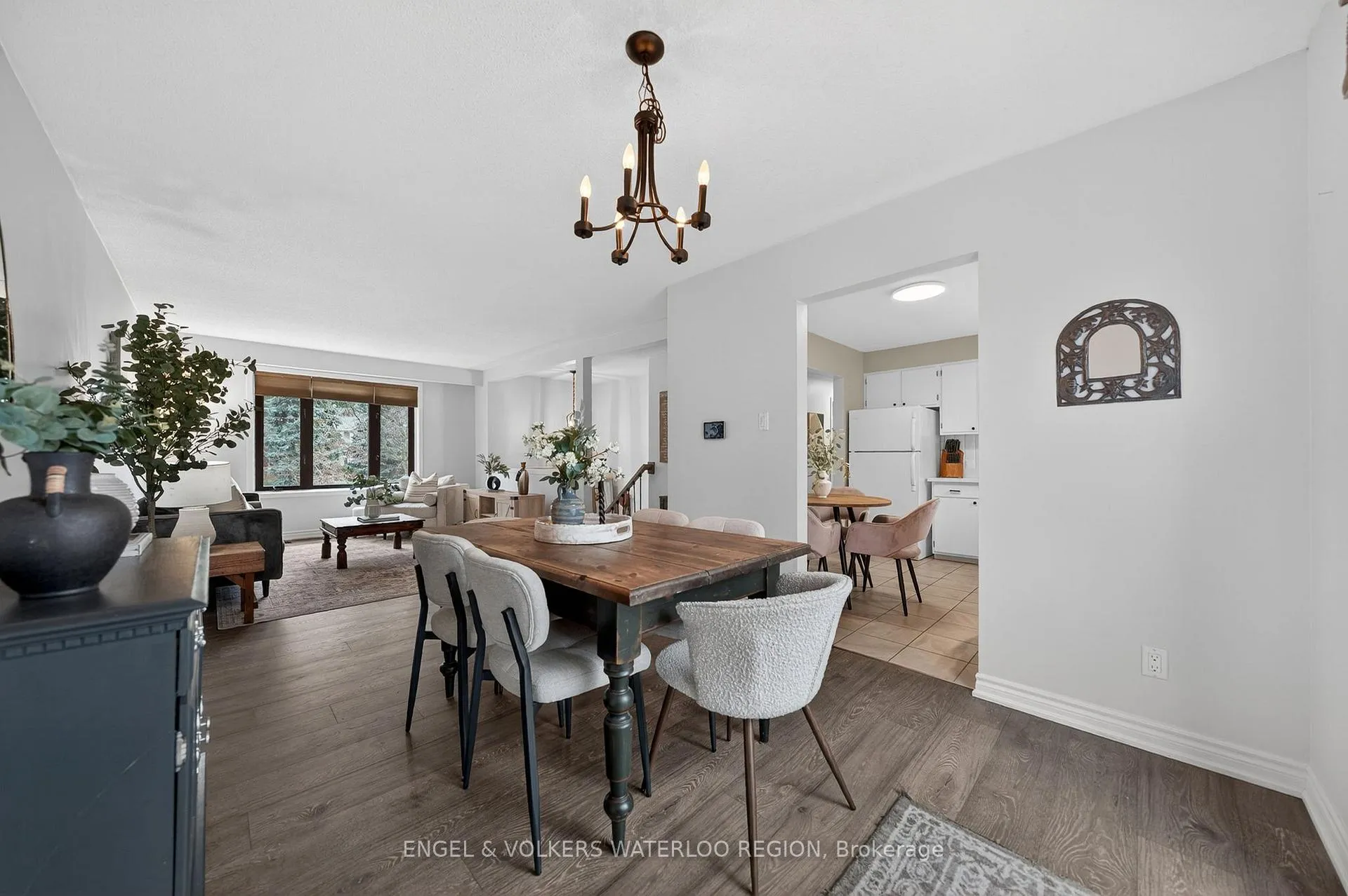 Photo 15 of 90 Amos Avenue, Waterloo — HOMEH