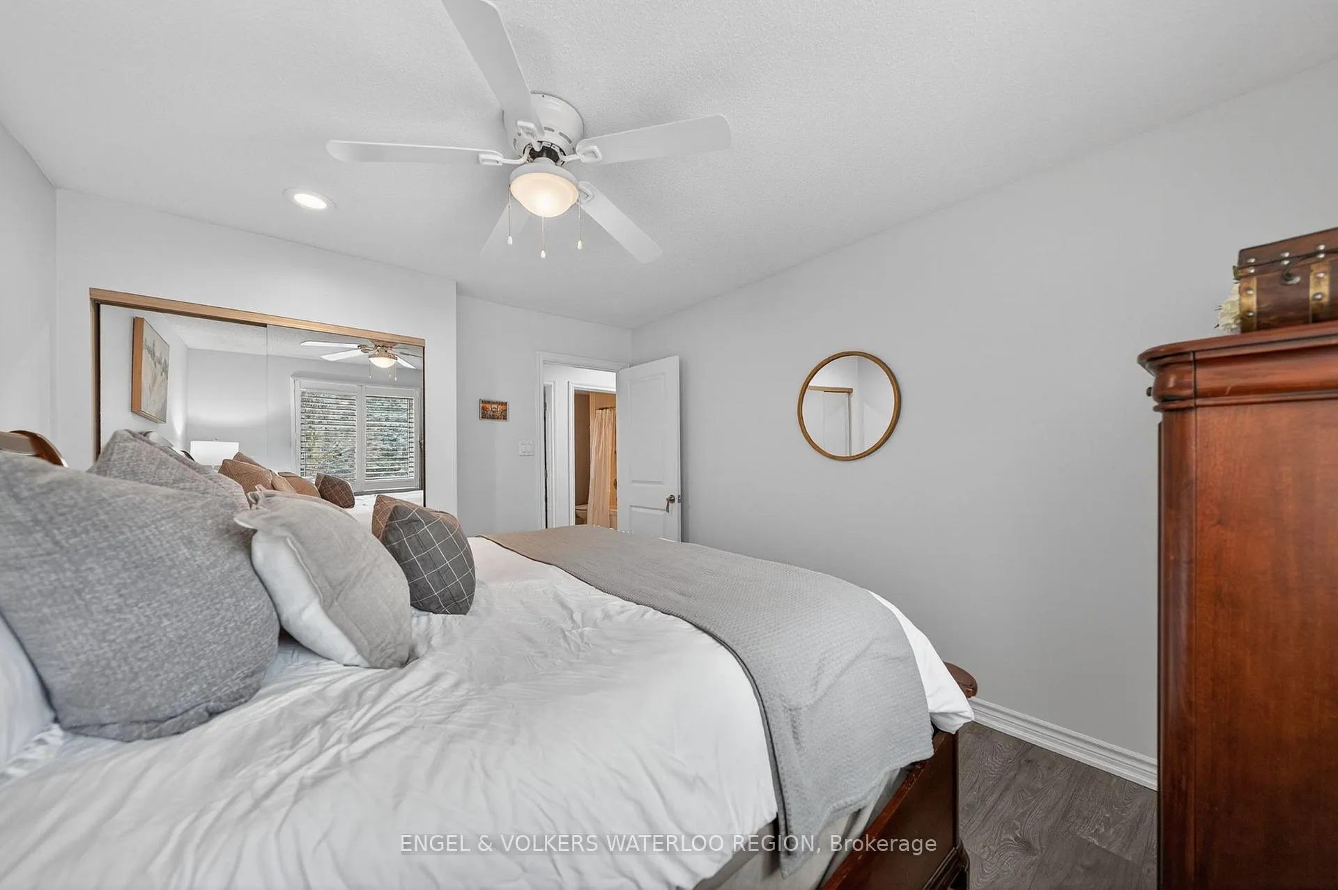 Photo 25 of 90 Amos Avenue, Waterloo — HOMEH