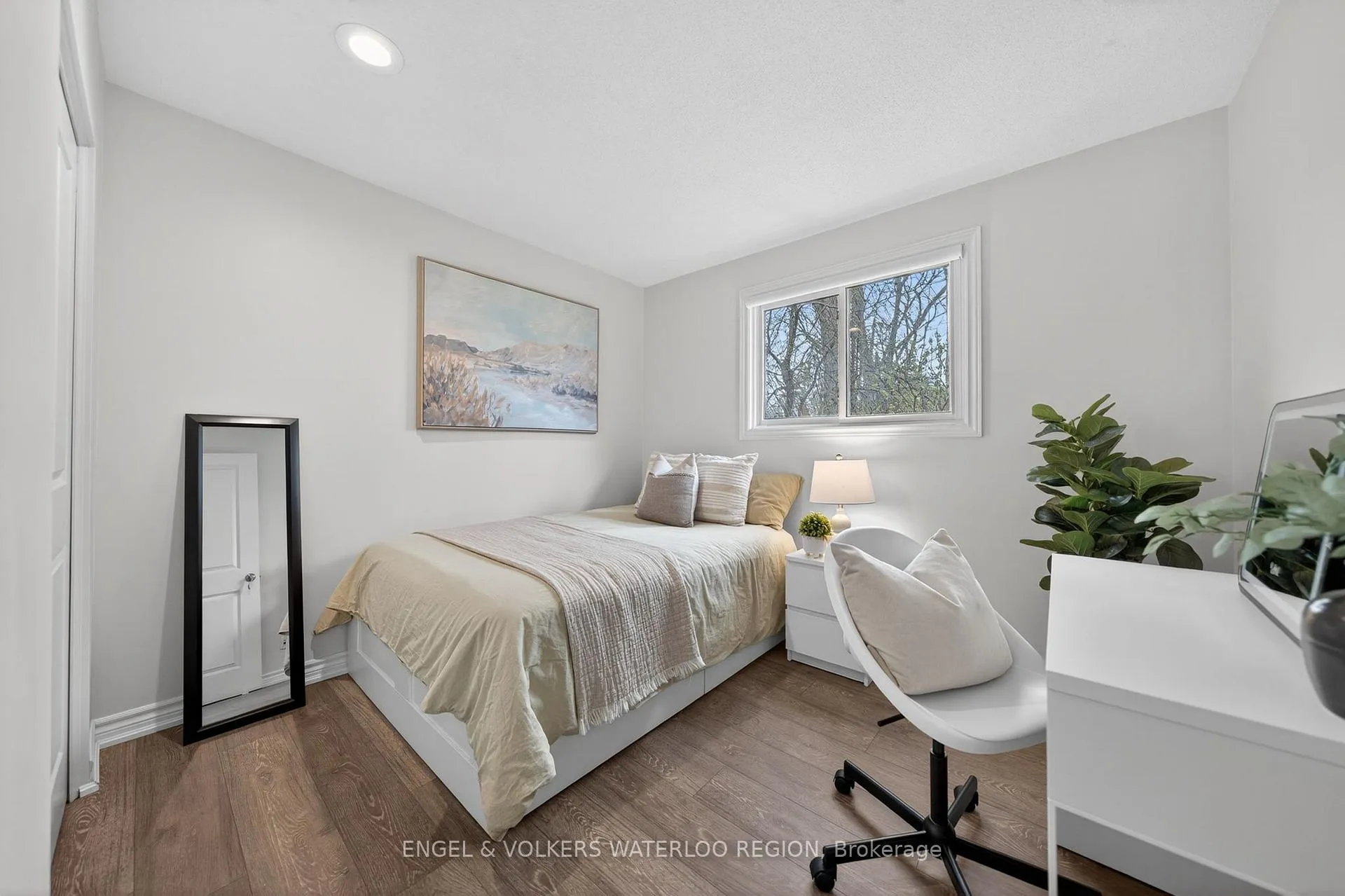 Photo 26 of 90 Amos Avenue, Waterloo — HOMEH