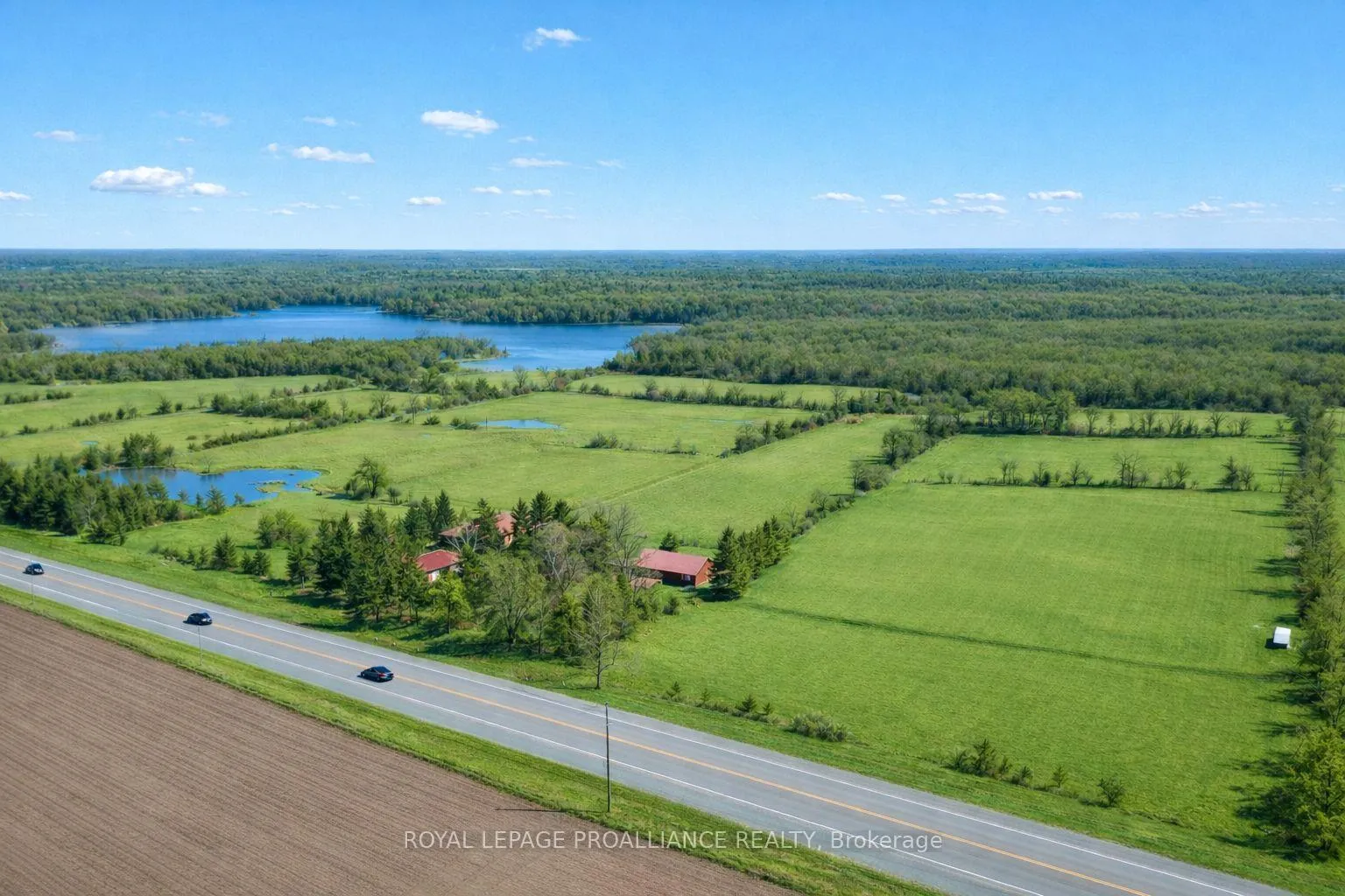 Photo 2 of 2370 Highway 37, Belleville, Thurlow Ward — HOMEH