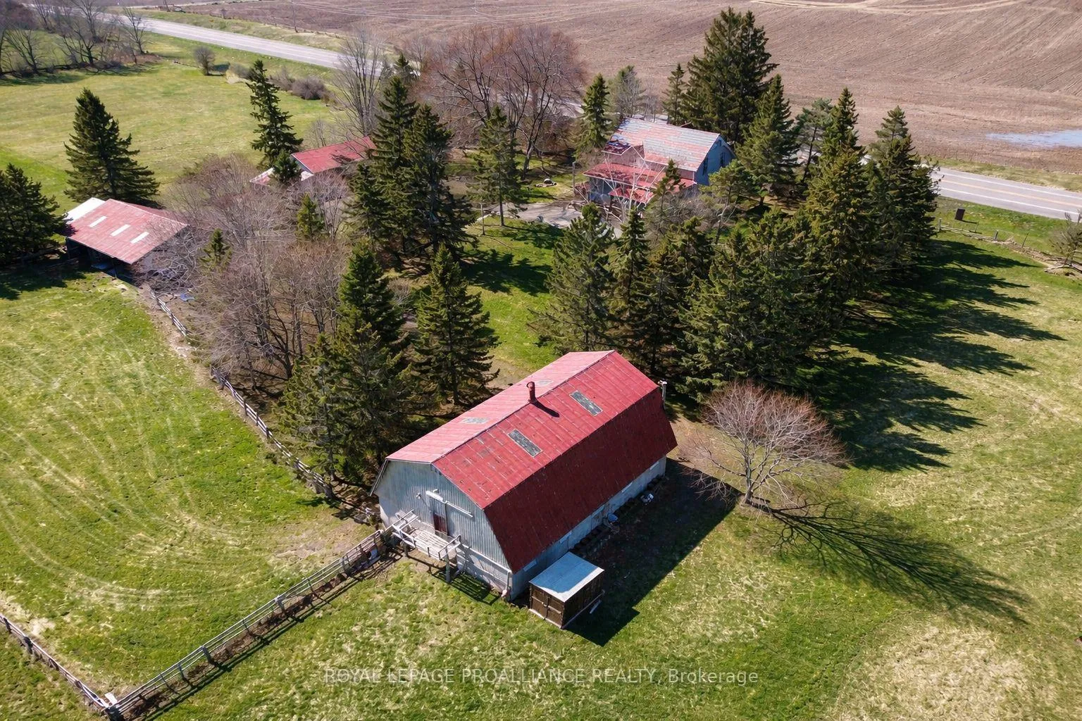 Photo 3 of 2370 Highway 37, Belleville, Thurlow Ward — HOMEH
