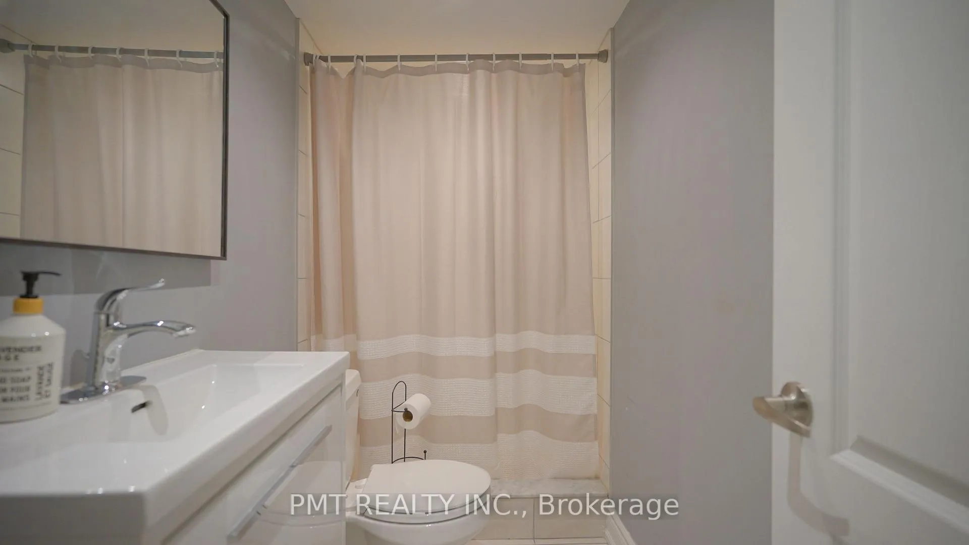 Photo 43 of 2068 Gibson Street, Innisfil, Alcona — HOMEH