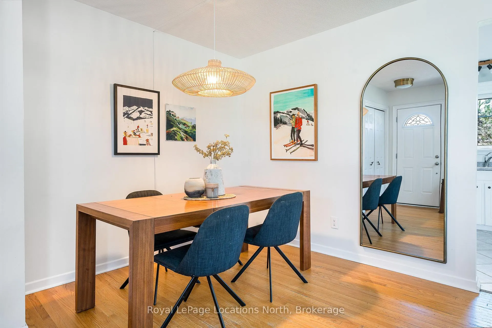 Photo 3 of 12 Bryan Drive, Collingwood — HOMEH