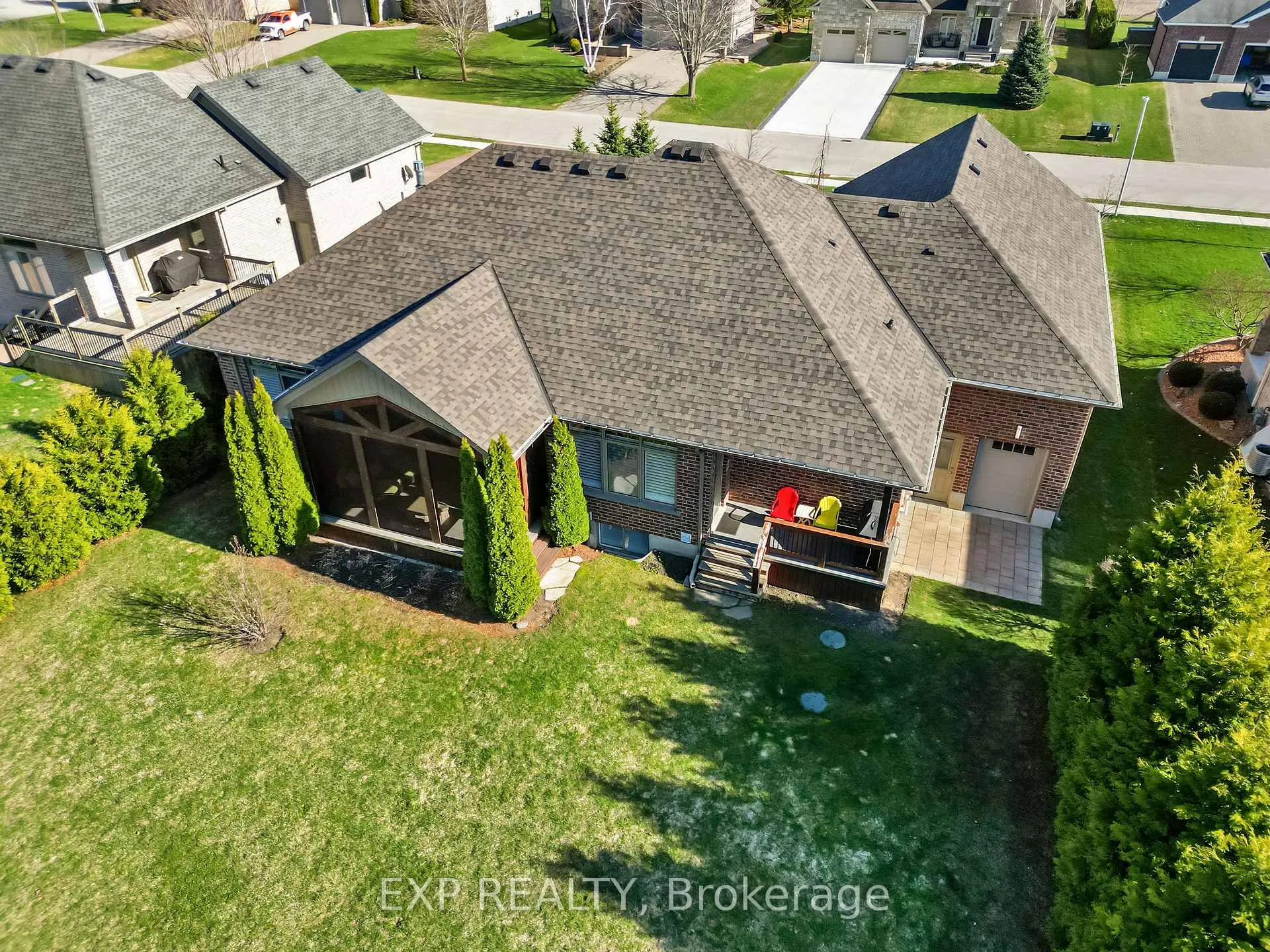 Photo 32 of 9 Towerline Street, Middlesex Centre, Delaware Town — HOMEH